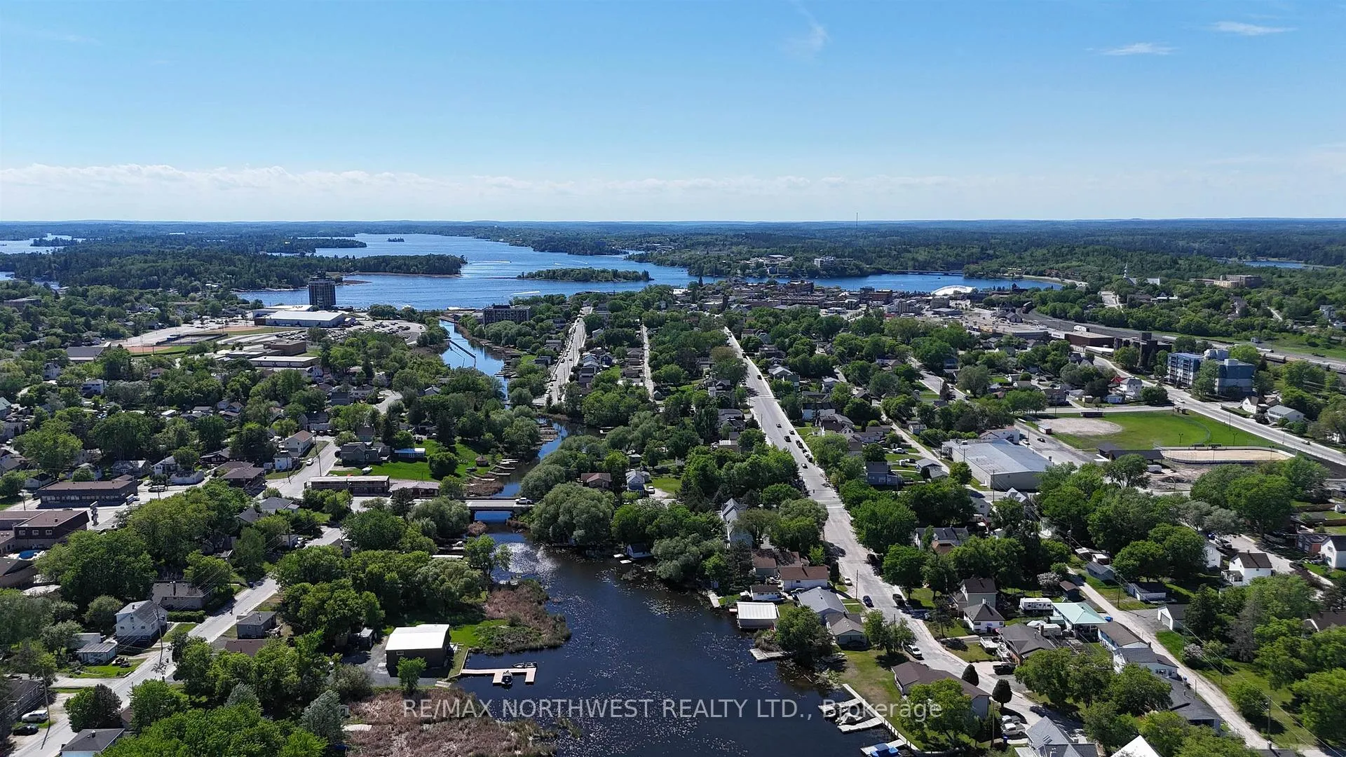 Photo 25 of 817 Second St S, Kenora, Central — HOMEH
