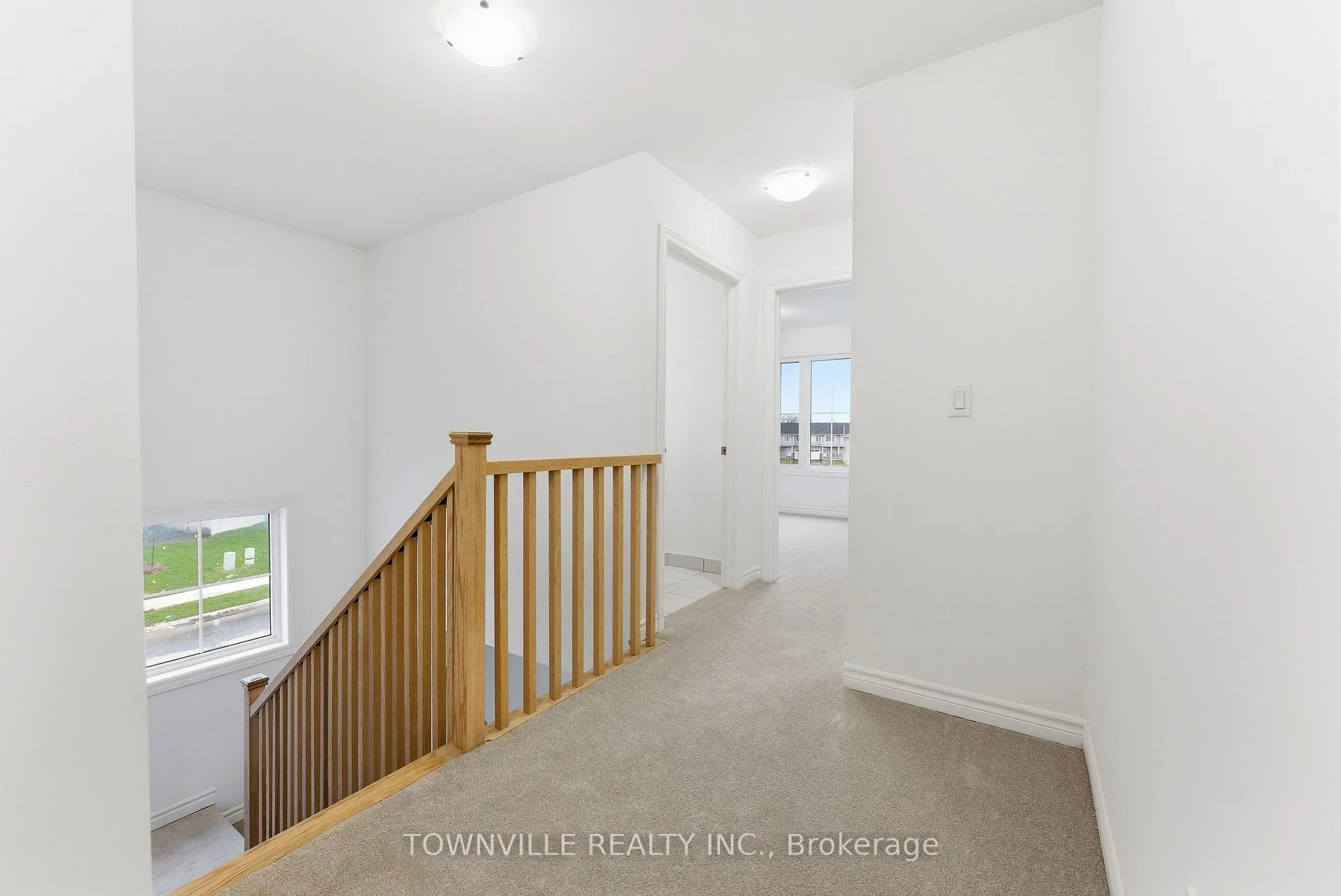 Photo 15 of 42 Bradden Crescent, Belleville, Belleville Ward — HOMEH
