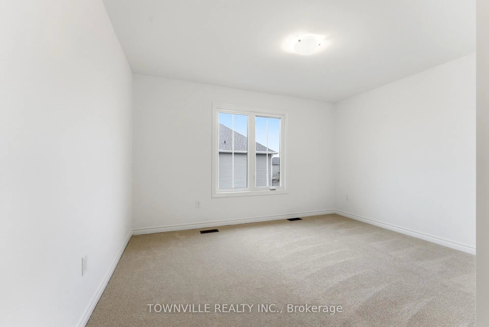 Photo 20 of 42 Bradden Crescent, Belleville, Belleville Ward — HOMEH