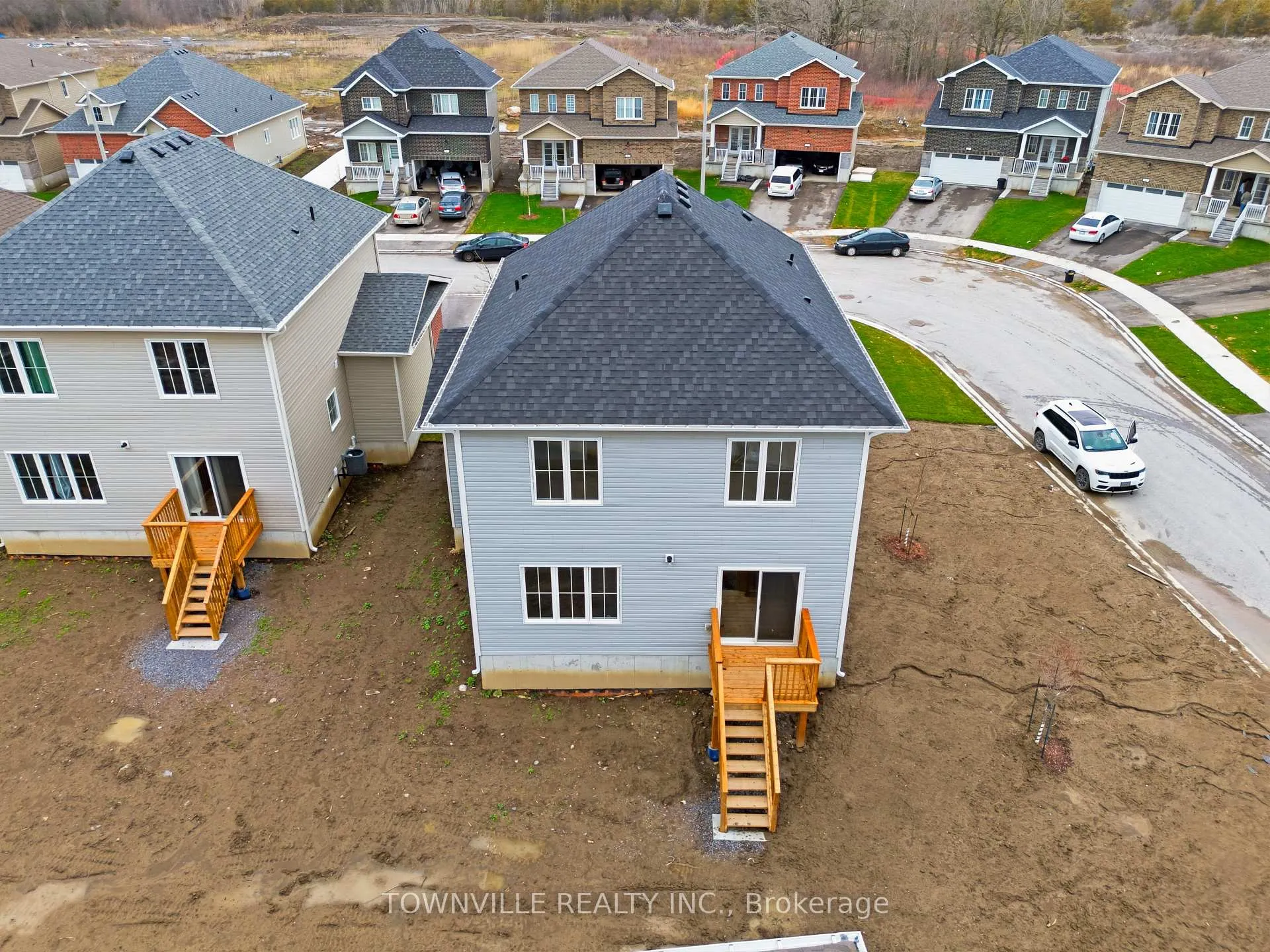 Photo 37 of 42 Bradden Crescent, Belleville, Belleville Ward — HOMEH