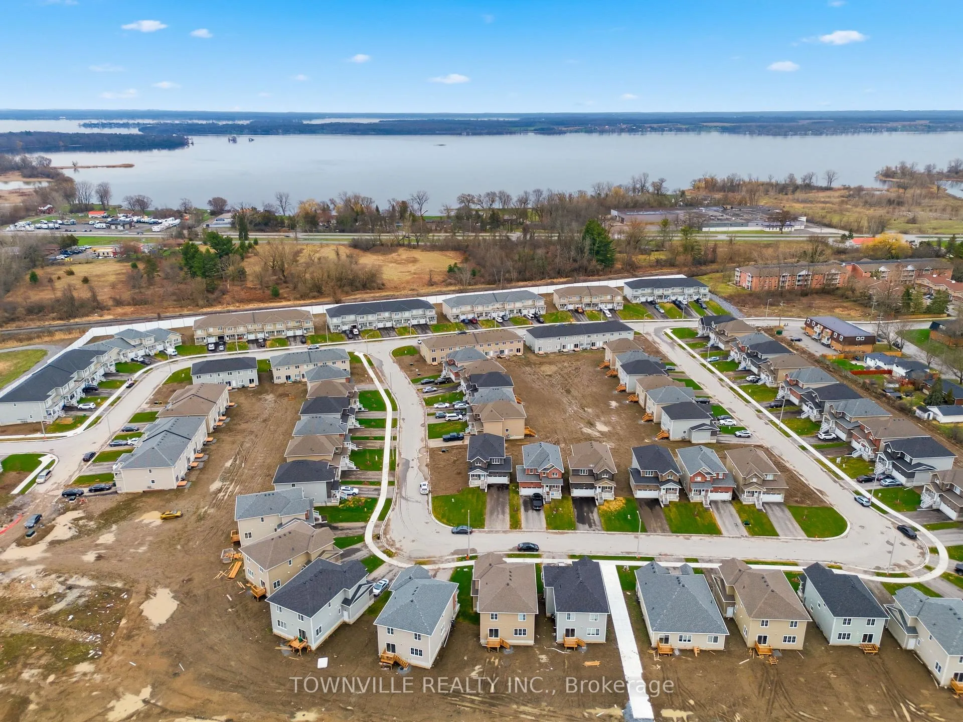 Photo 40 of 42 Bradden Crescent, Belleville, Belleville Ward — HOMEH