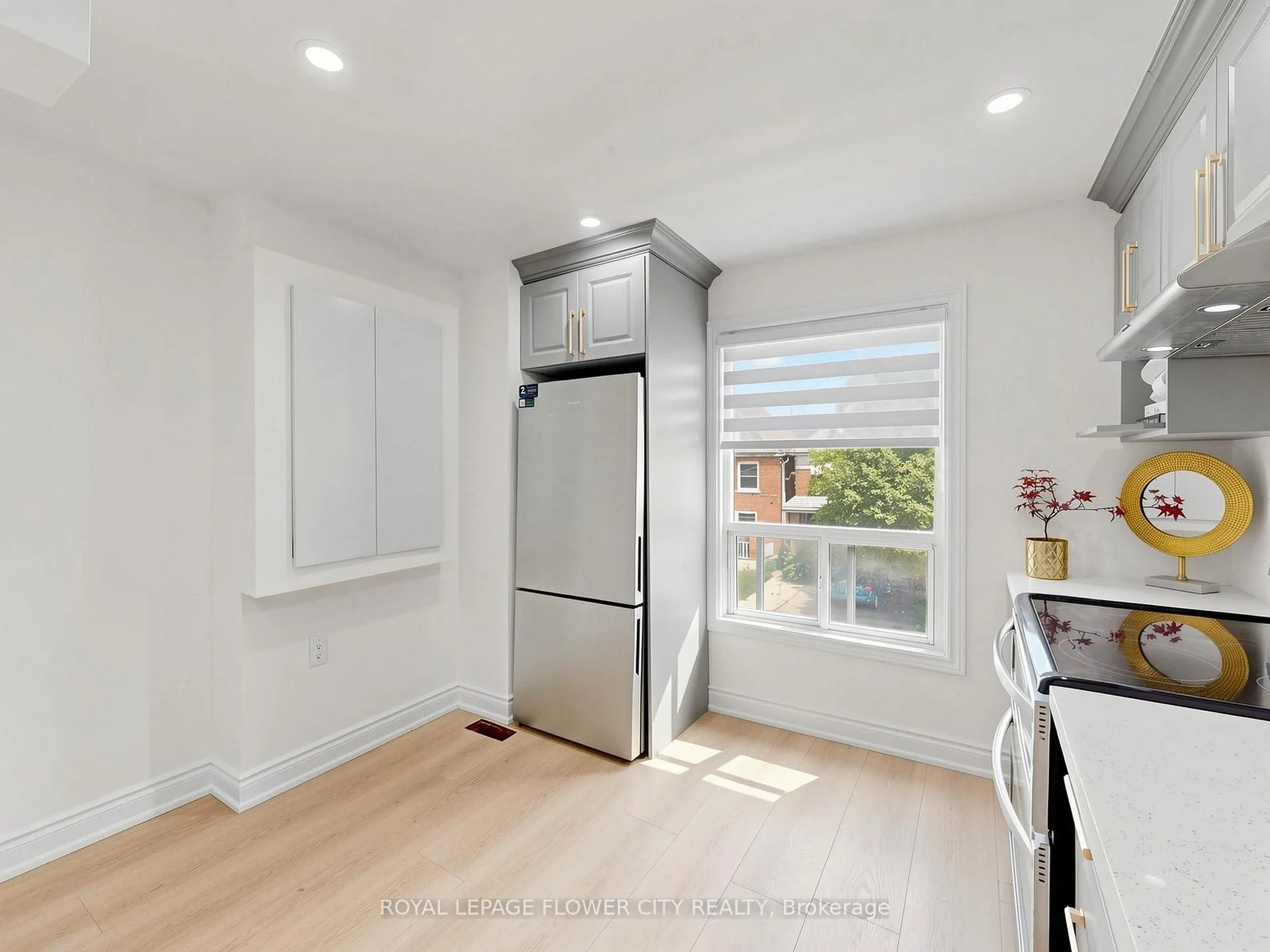 Photo 25 of 11 Holton Avenue N, Hamilton, Gibson — HOMEH