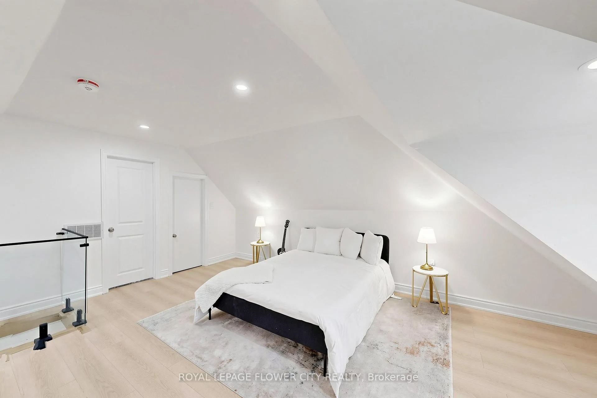 Photo 40 of 11 Holton Avenue N, Hamilton, Gibson — HOMEH