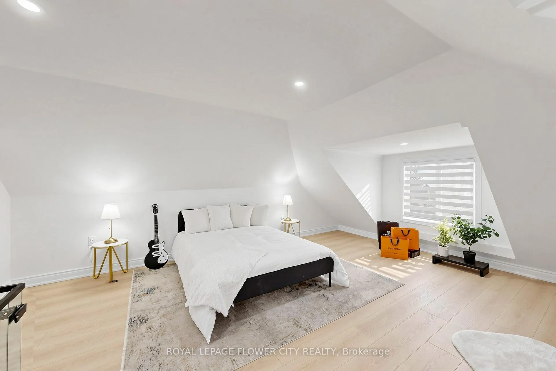 Photo 42 of 11 Holton Avenue N, Hamilton, Gibson — HOMEH