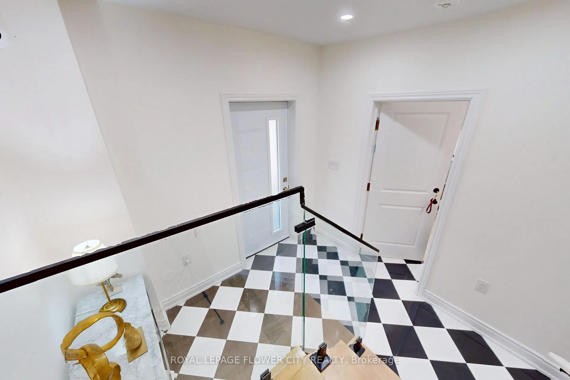 Photo 44 of 11 Holton Avenue N, Hamilton, Gibson — HOMEH