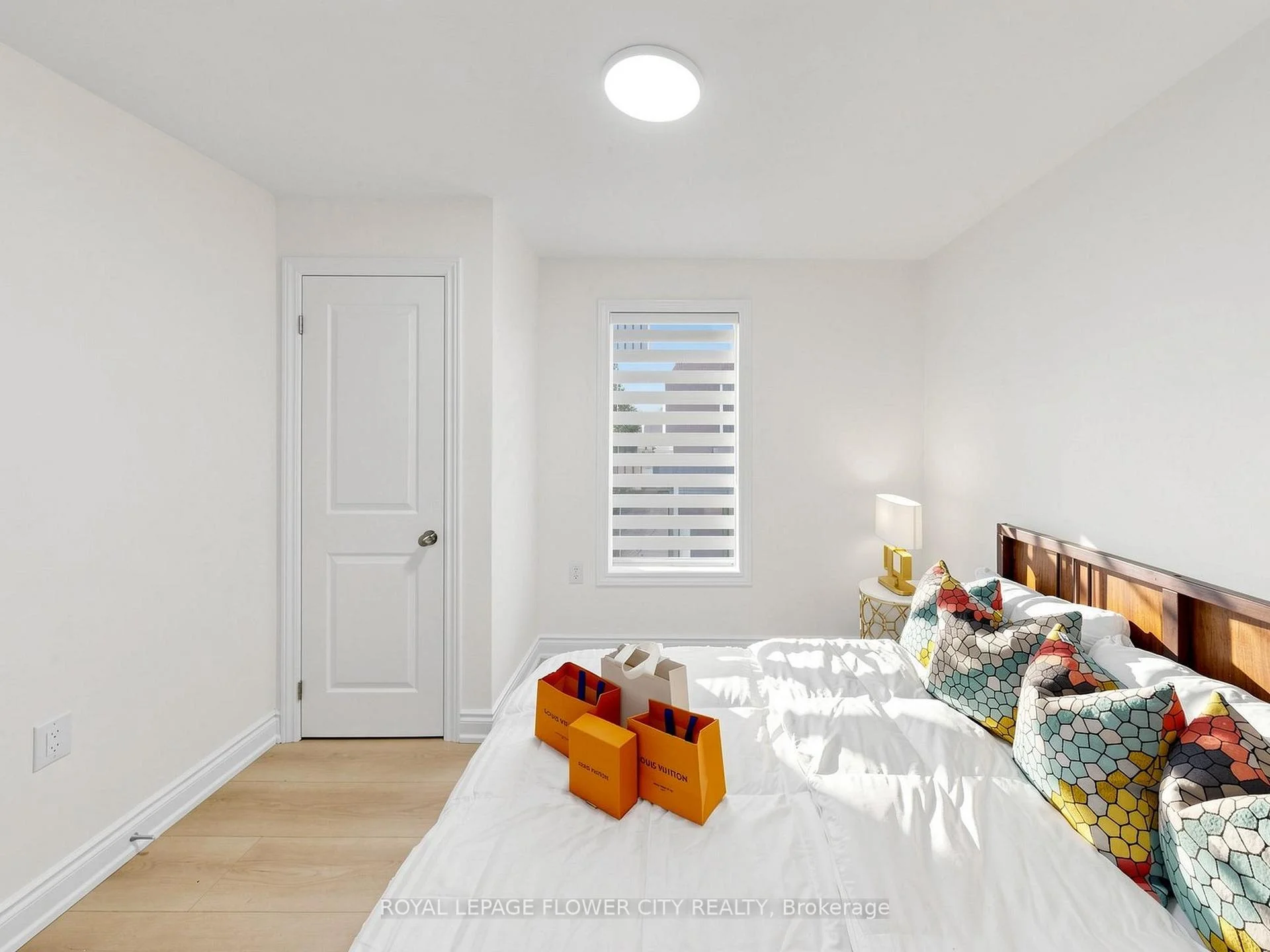 Photo 61 of 11 Holton Avenue N, Hamilton, Gibson — HOMEH