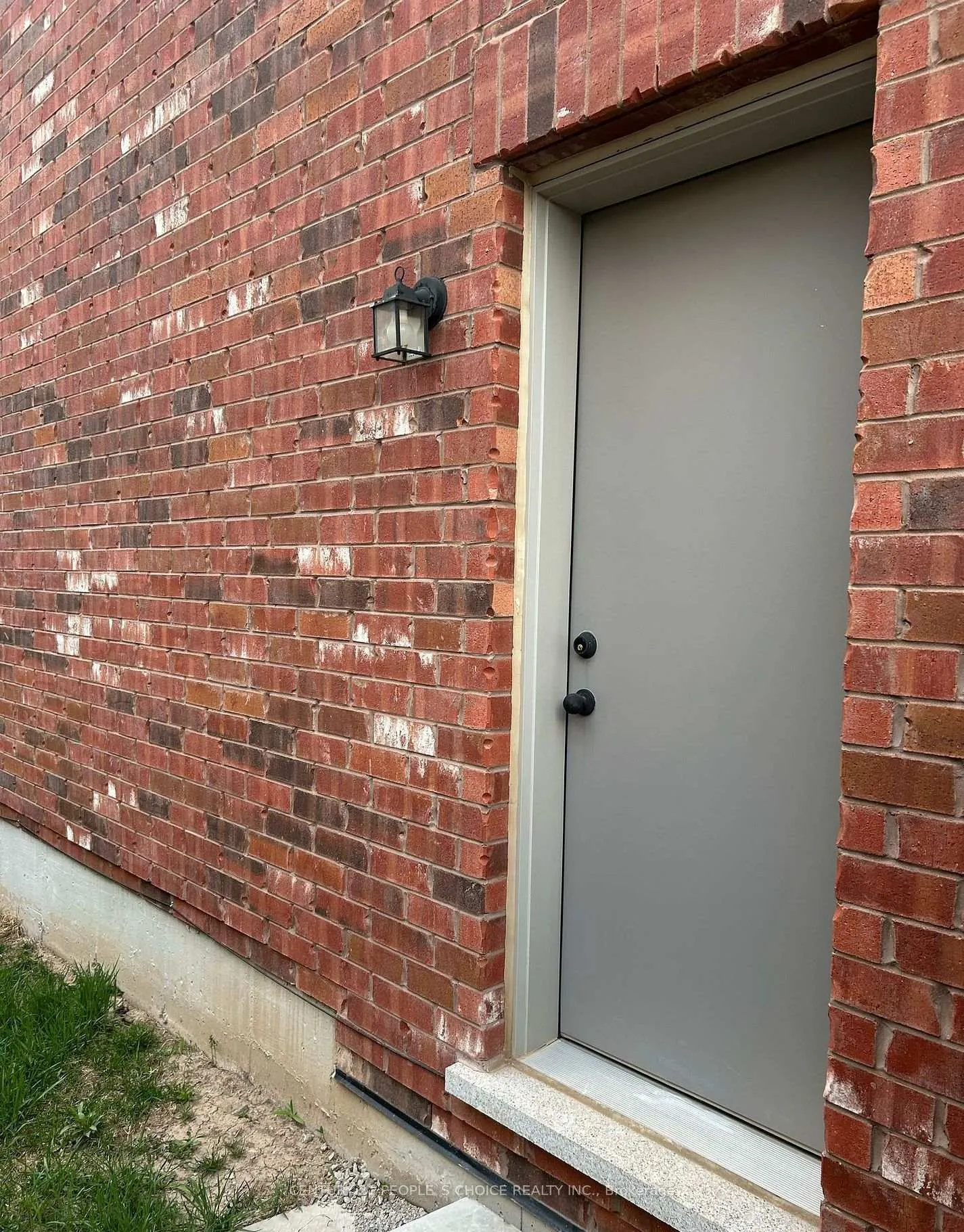 Photo 13 of Unit Basement, 1271 Chee Chee Landing, Milton, Ford — HOMEH