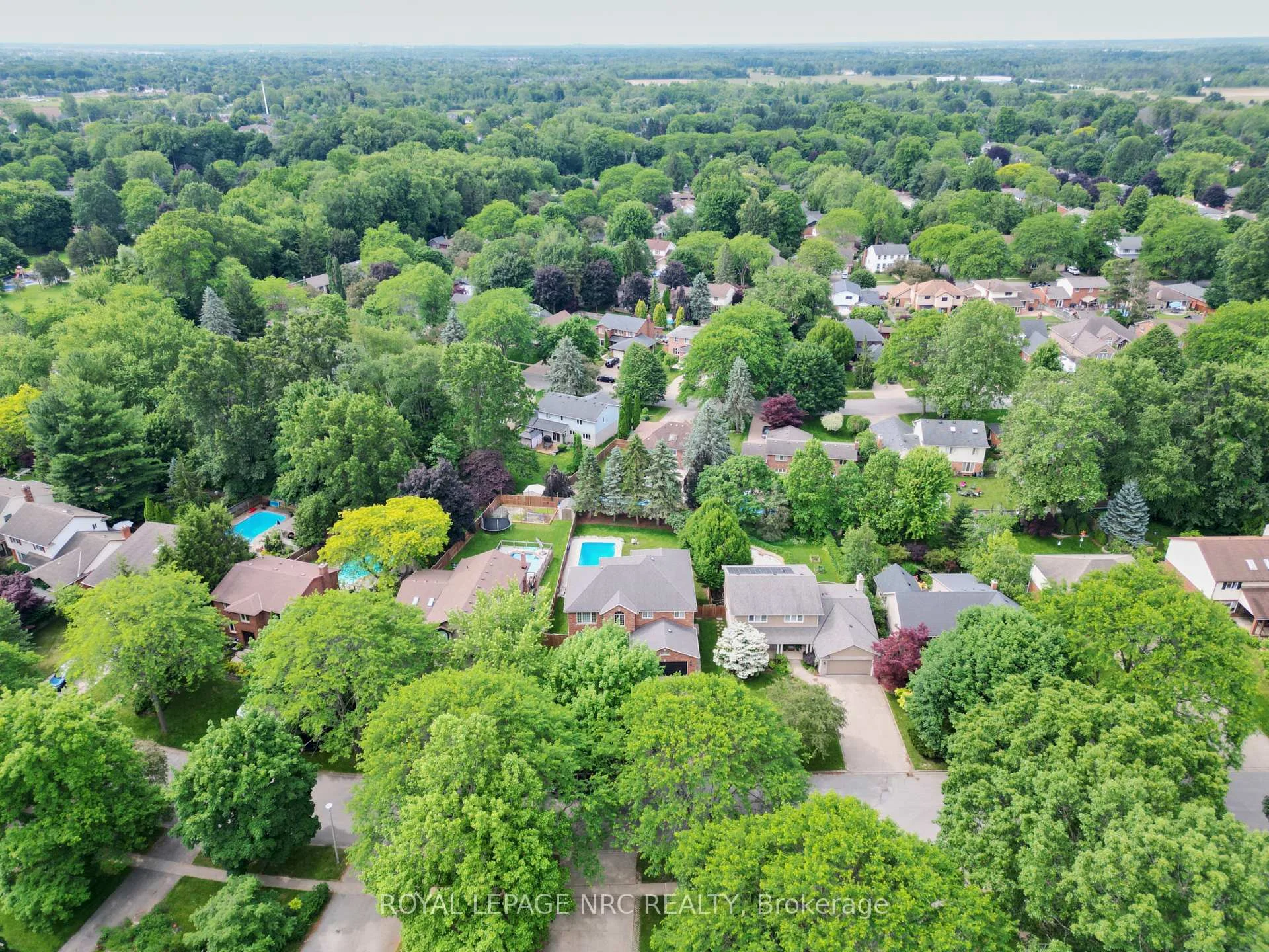 Photo 51 of 57 Millbridge Crescent, Pelham, Fonthill — HOMEH