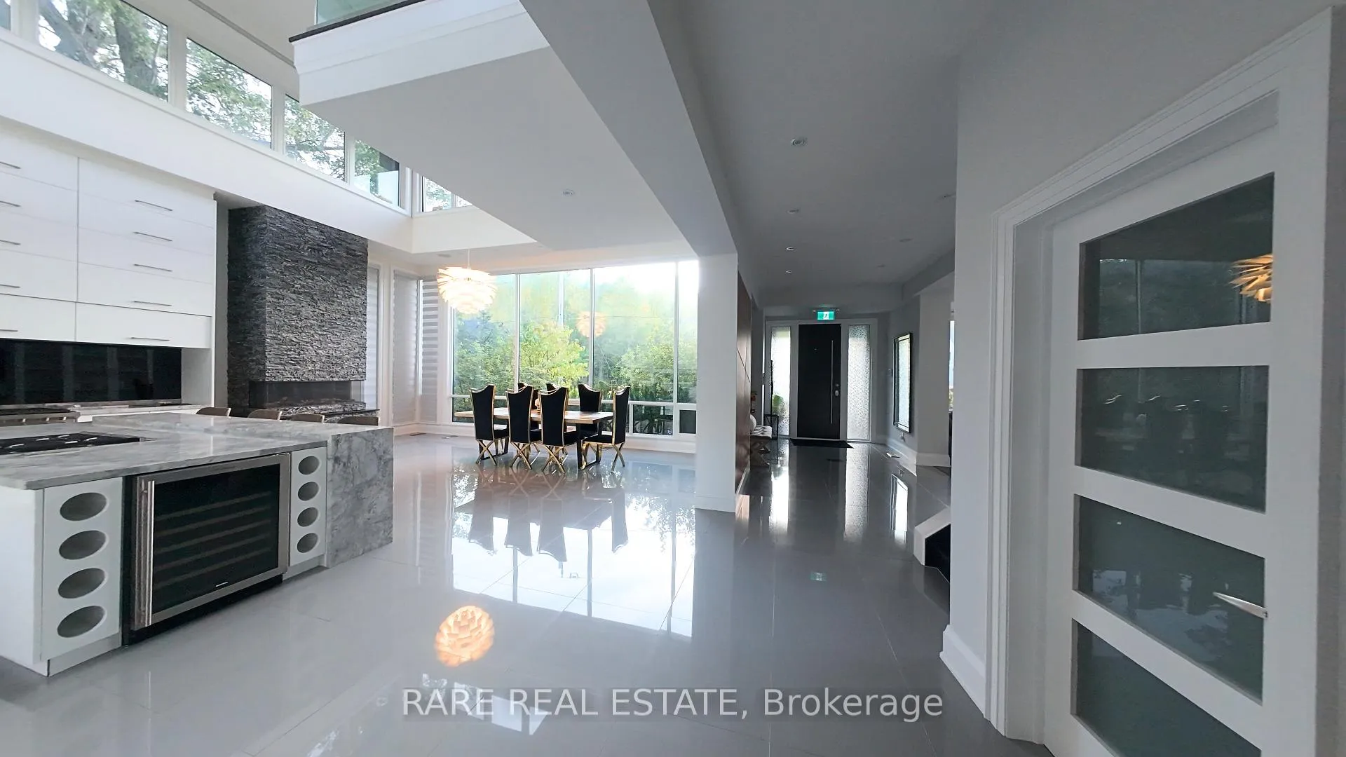 Photo 5 of 125 Craigmore Crescent, Blue Mountains — HOMEH