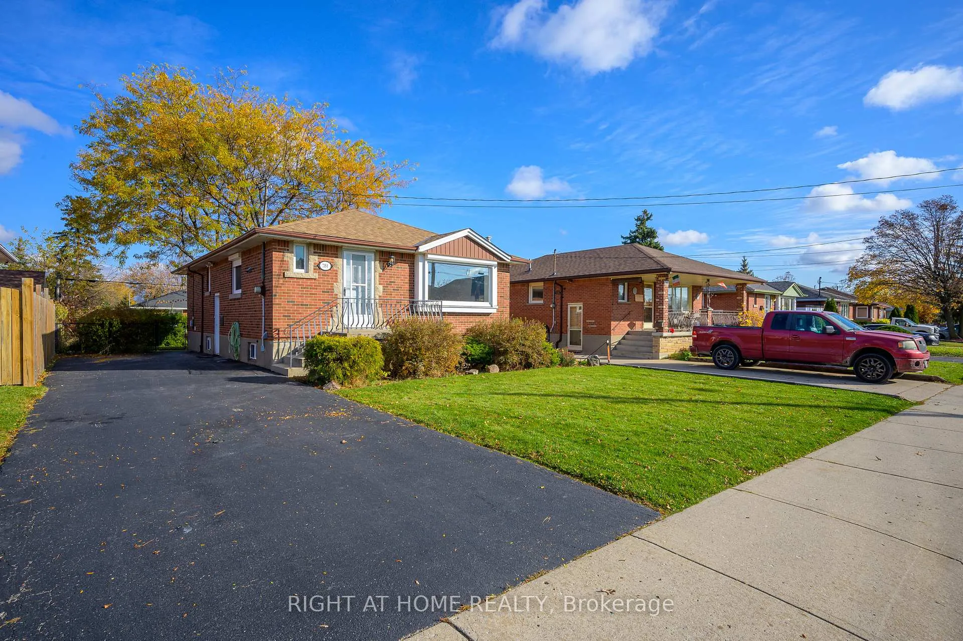 Photo 2 of 781 Ninth Avenue, Hamilton, Hampton Heights — HOMEH