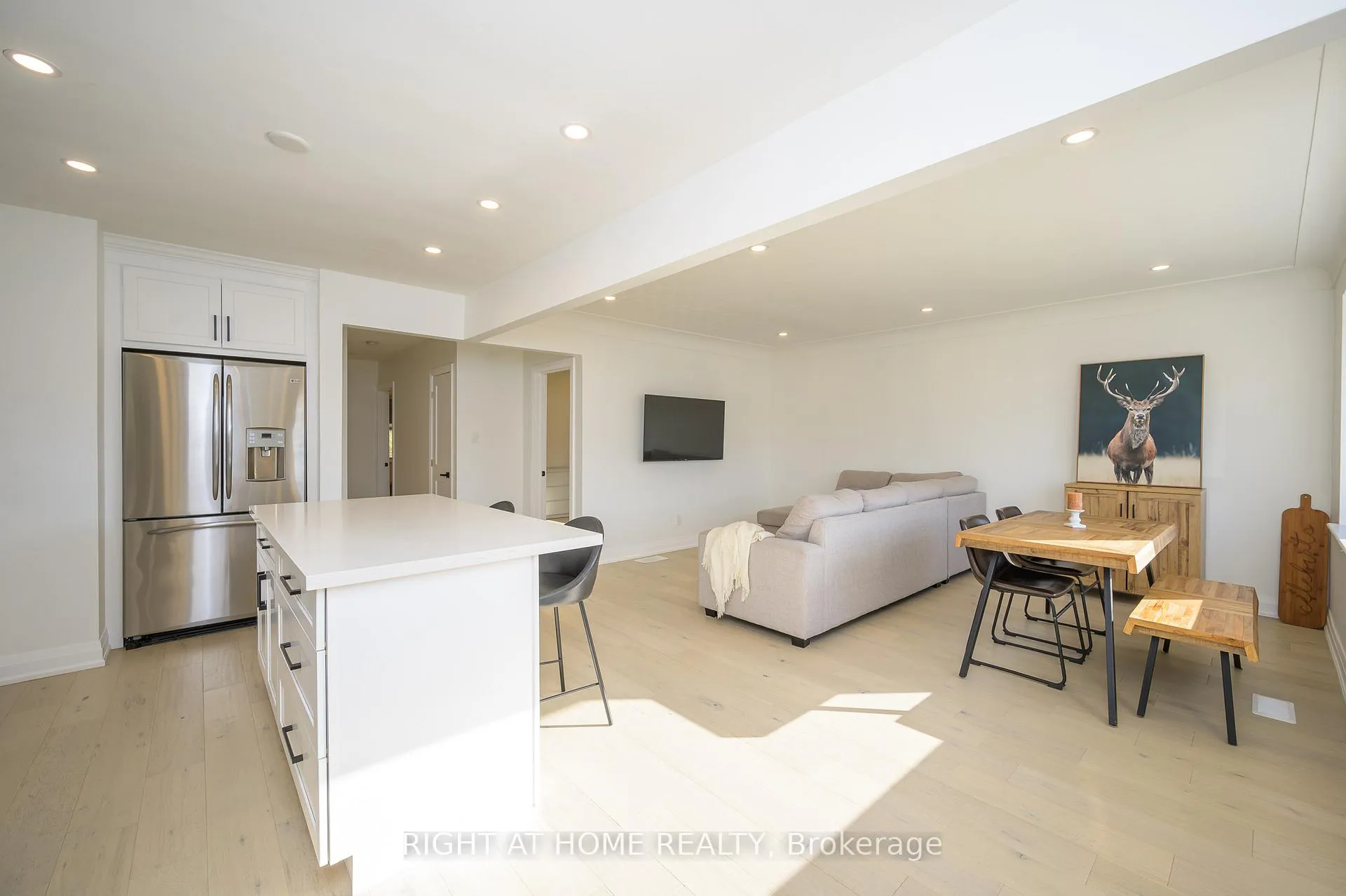 Photo 5 of 781 Ninth Avenue, Hamilton, Hampton Heights — HOMEH