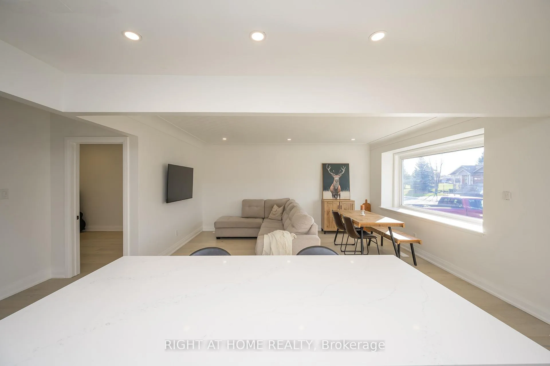 Photo 11 of 781 Ninth Avenue, Hamilton, Hampton Heights — HOMEH