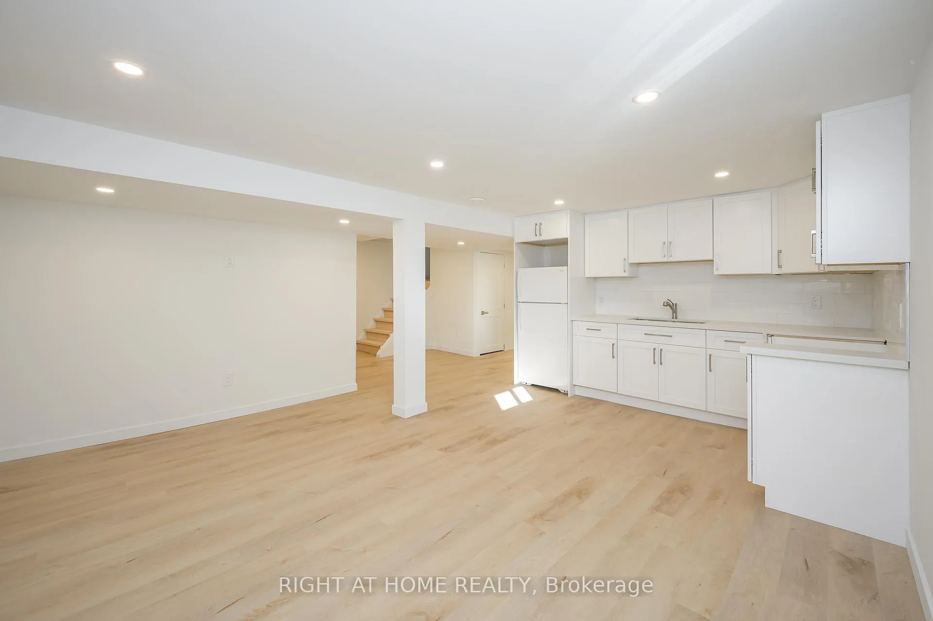 Photo 24 of 781 Ninth Avenue, Hamilton, Hampton Heights — HOMEH