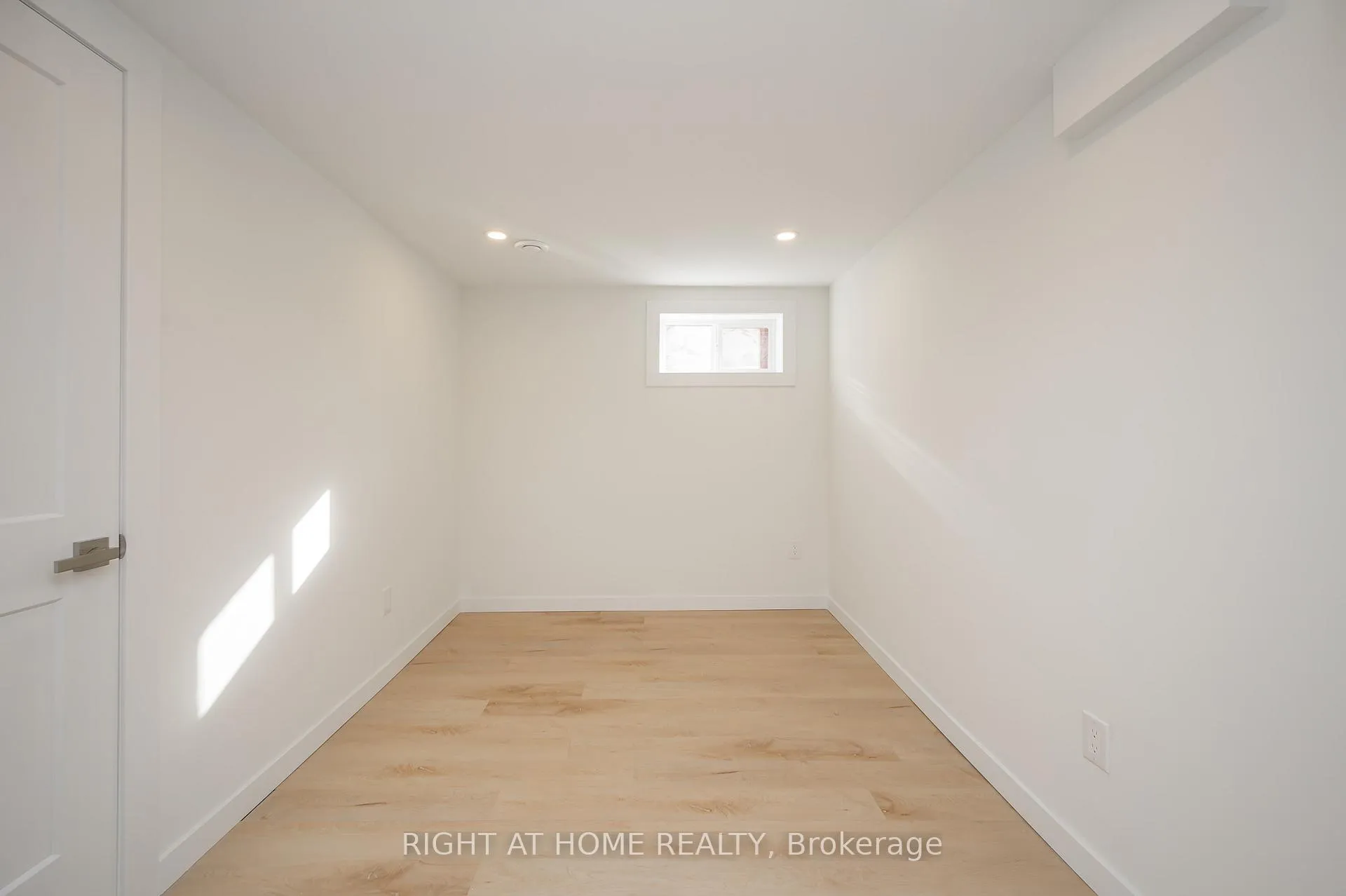 Photo 28 of 781 Ninth Avenue, Hamilton, Hampton Heights — HOMEH