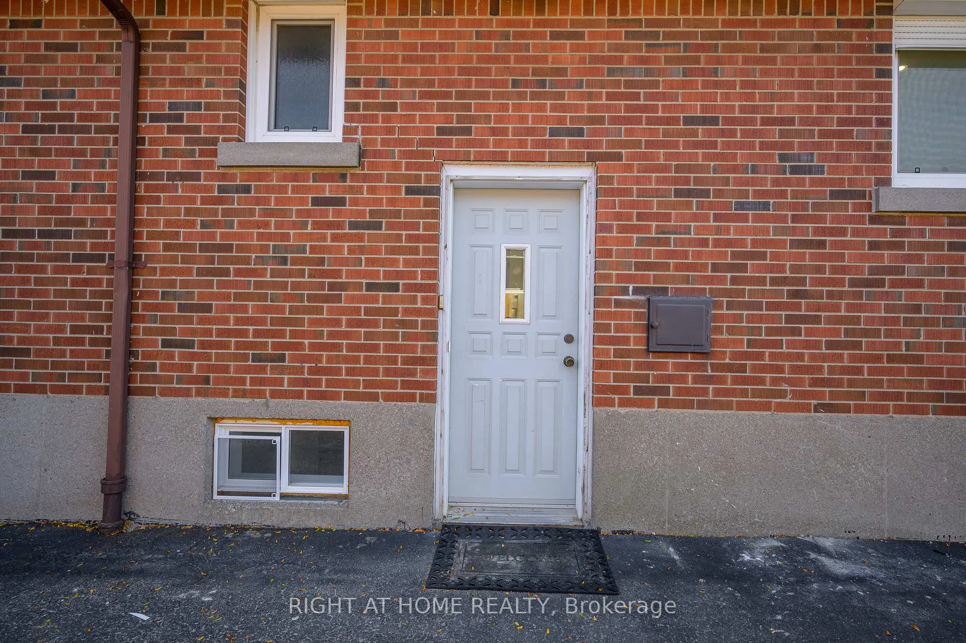 Photo 37 of 781 Ninth Avenue, Hamilton, Hampton Heights — HOMEH