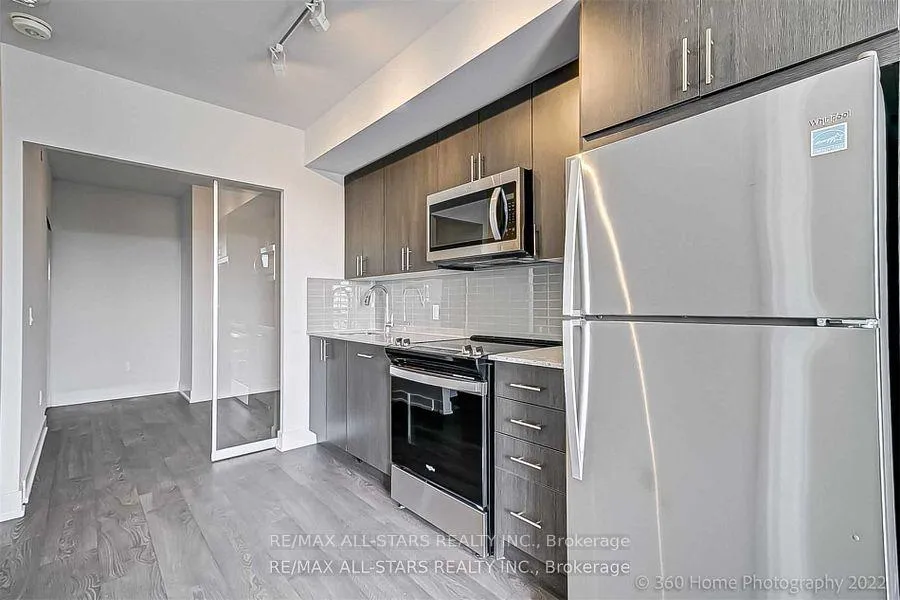 Photo 5 of Unit 214, 2550 Simcoe Street N, Oshawa, Windfields — HOMEH