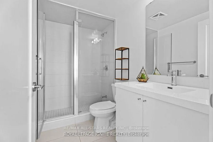 Photo 8 of Unit 214, 2550 Simcoe Street N, Oshawa, Windfields — HOMEH