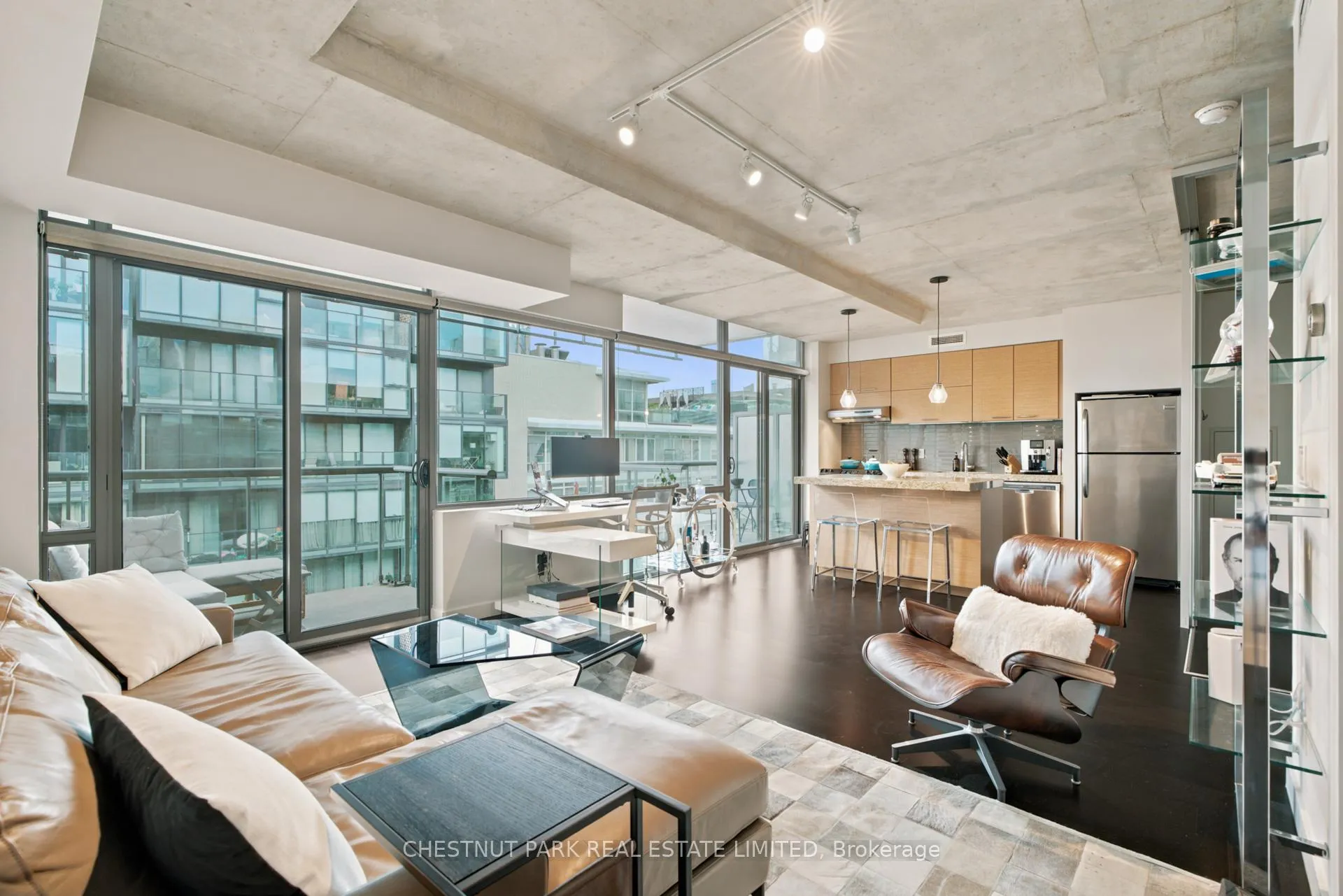 Photo 1 of Unit 915, 55 Stewart Street, Toronto, Waterfront Communities — HOMEH