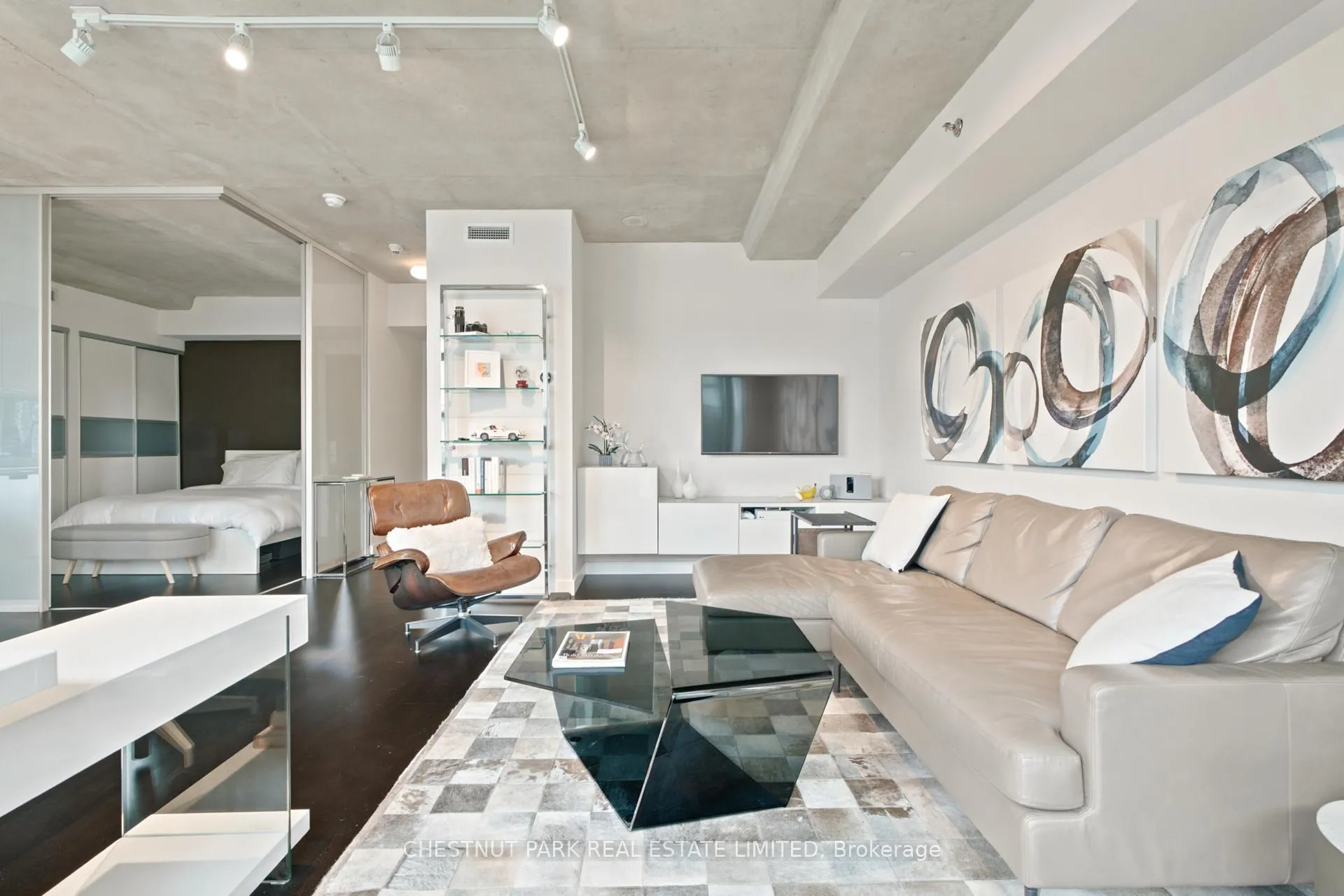 Photo 6 of Unit 915, 55 Stewart Street, Toronto, Waterfront Communities — HOMEH