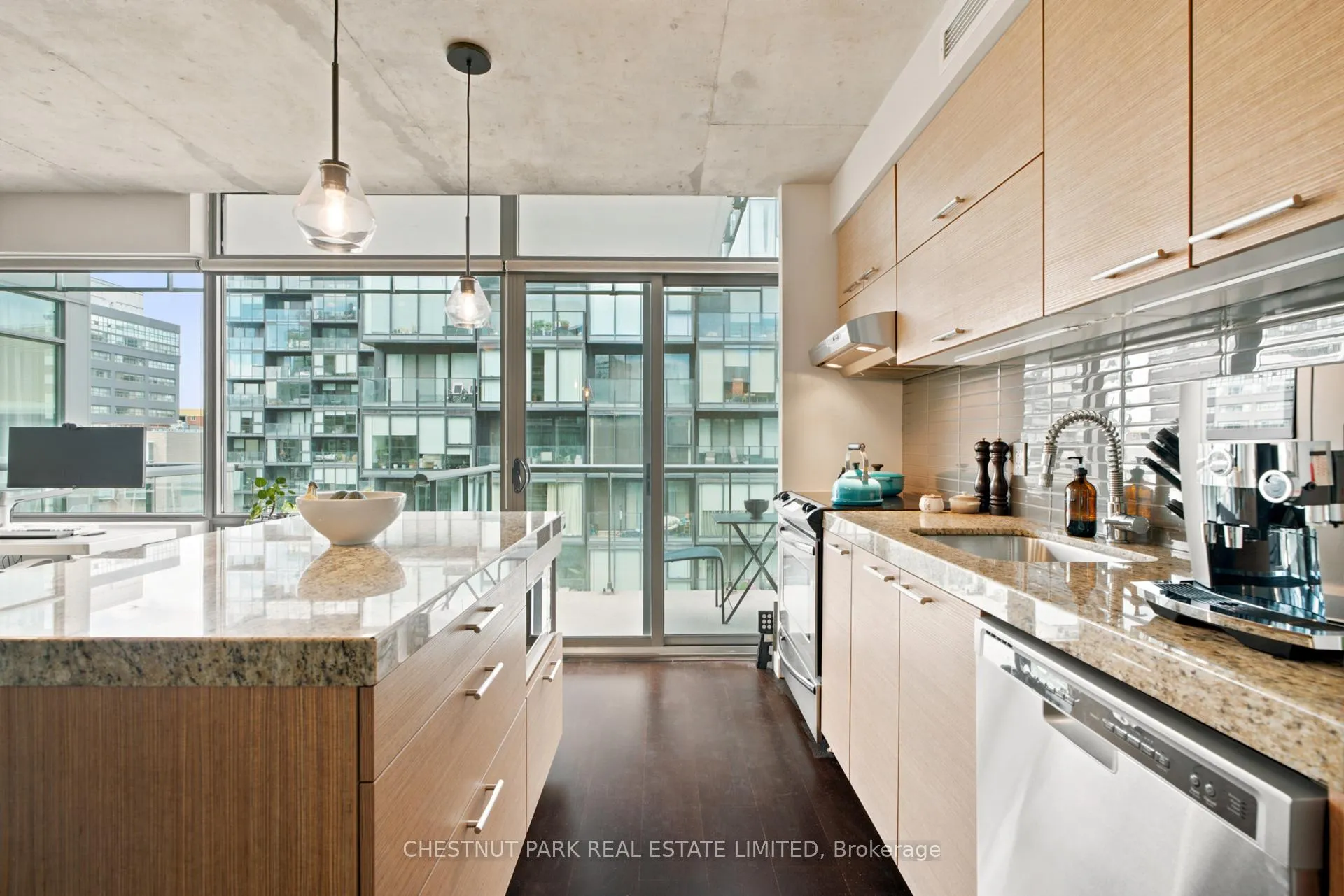 Photo 11 of Unit 915, 55 Stewart Street, Toronto, Waterfront Communities — HOMEH