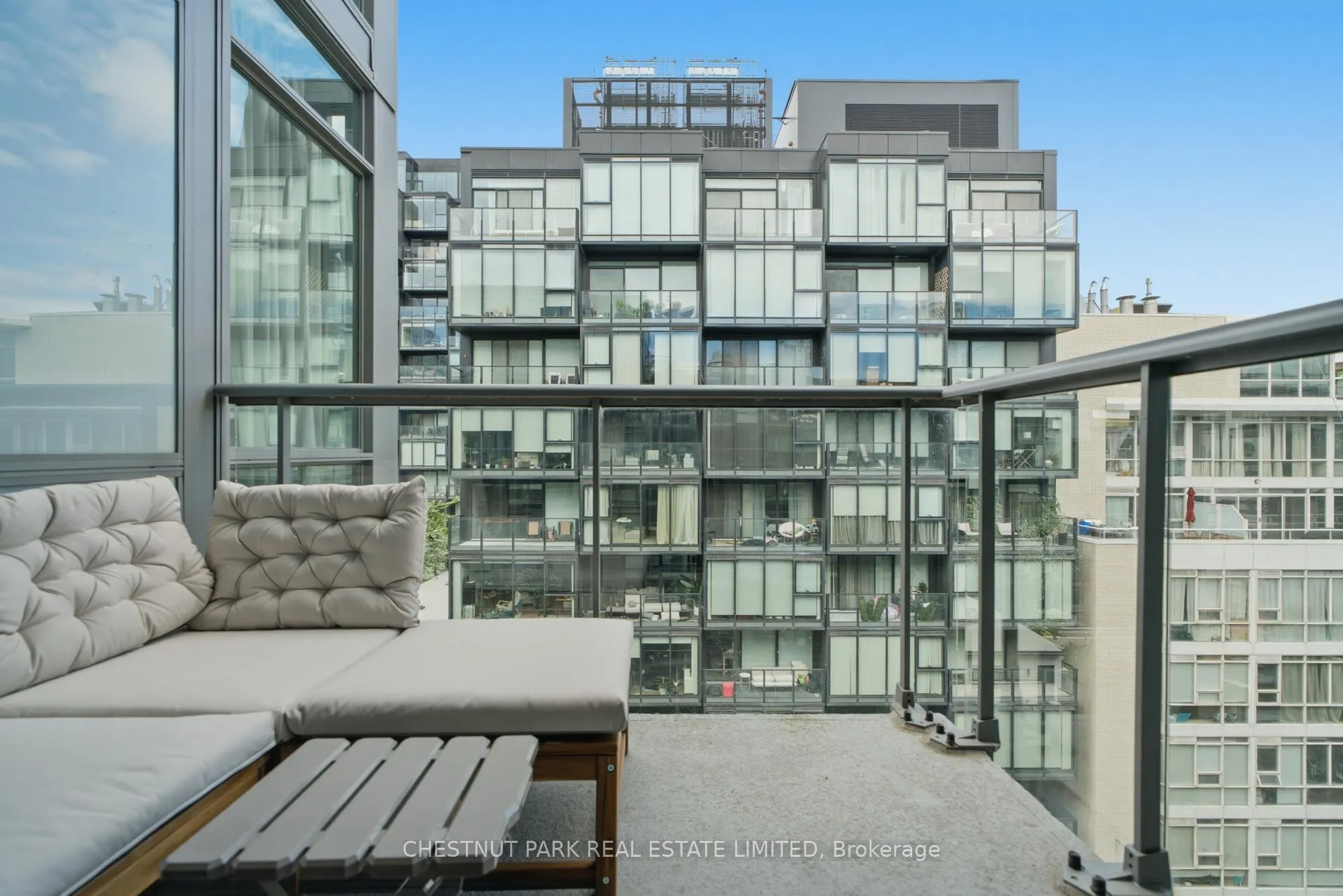 Photo 16 of Unit 915, 55 Stewart Street, Toronto, Waterfront Communities — HOMEH