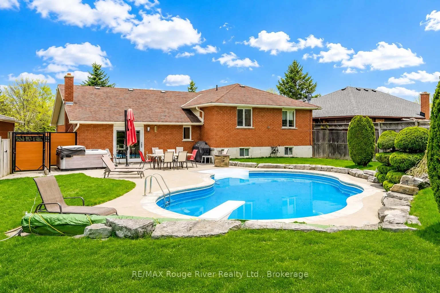 Photo 2 of 2993 Jennifer Drive, Peterborough, Northcrest Ward 5 — HOMEH