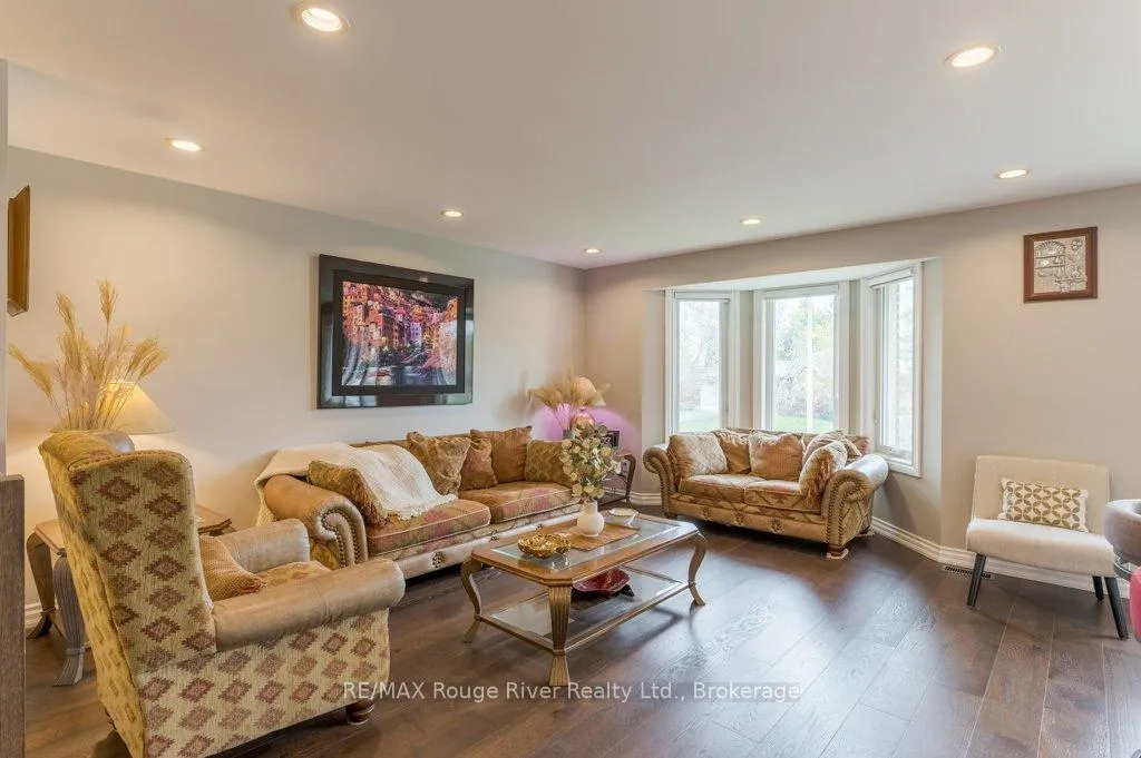 Photo 12 of 2993 Jennifer Drive, Peterborough, Northcrest Ward 5 — HOMEH