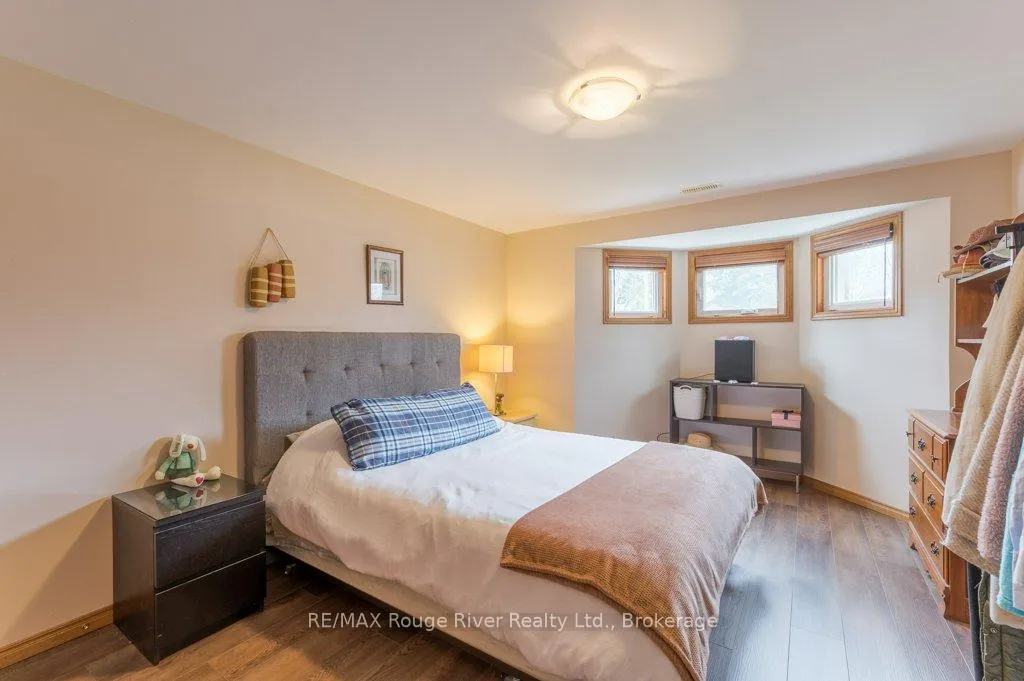 Photo 38 of 2993 Jennifer Drive, Peterborough, Northcrest Ward 5 — HOMEH