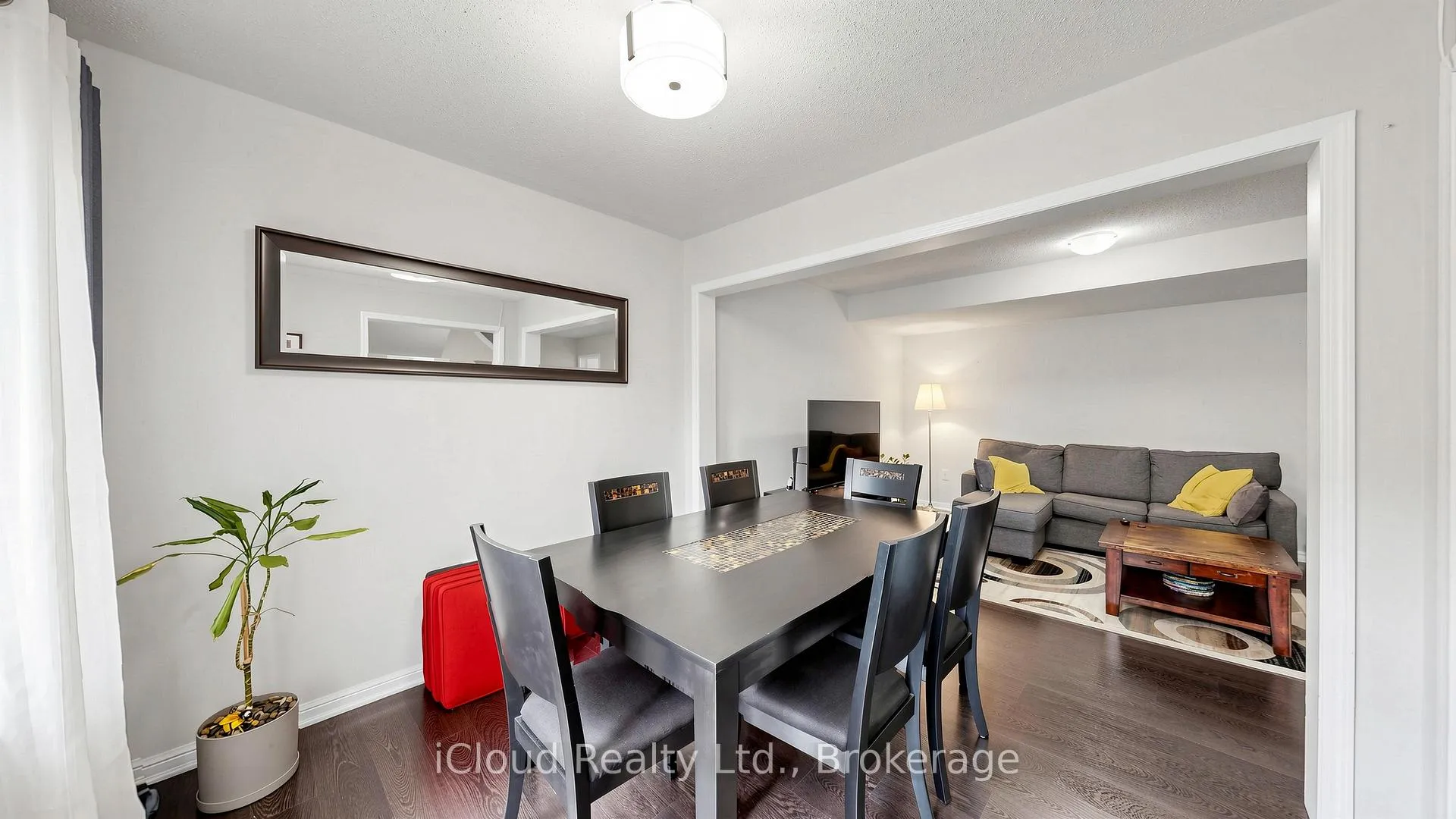 Photo 13 of 118 Baycliffe Crescent, Brampton, Northwest Brampton — HOMEH