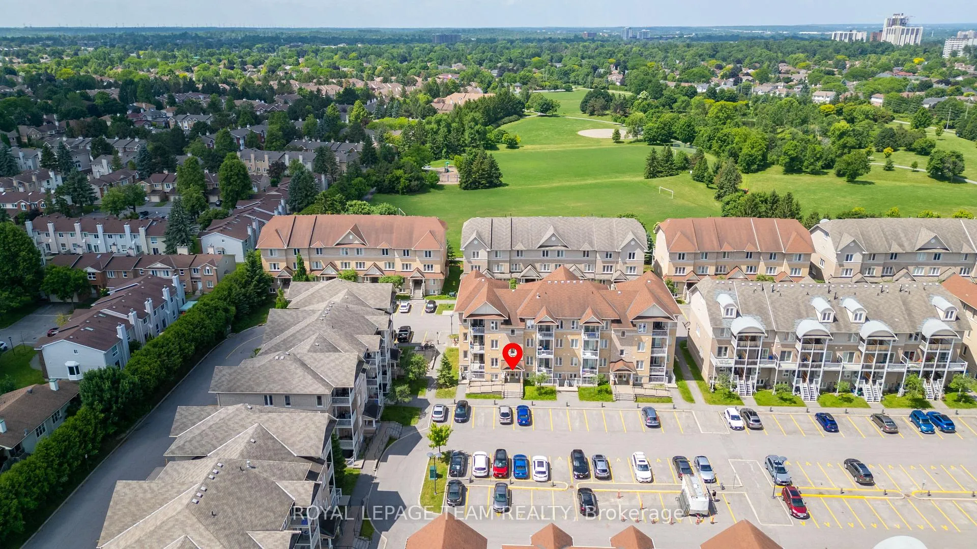 Photo 3 of Unit 2, 236 Paseo Private, Ottawa, Centrepointe — HOMEH