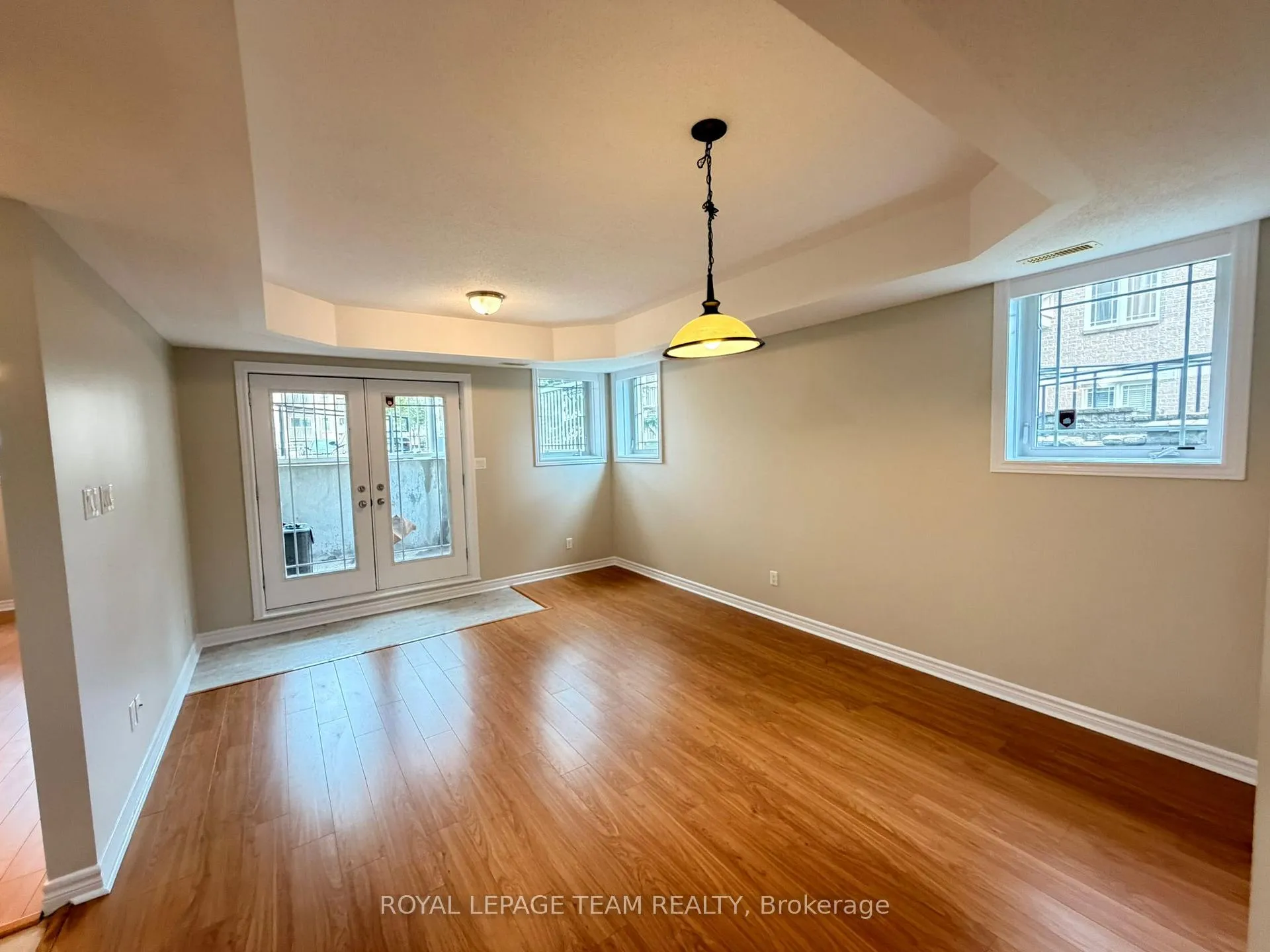 Photo 10 of Unit 2, 236 Paseo Private, Ottawa, Centrepointe — HOMEH