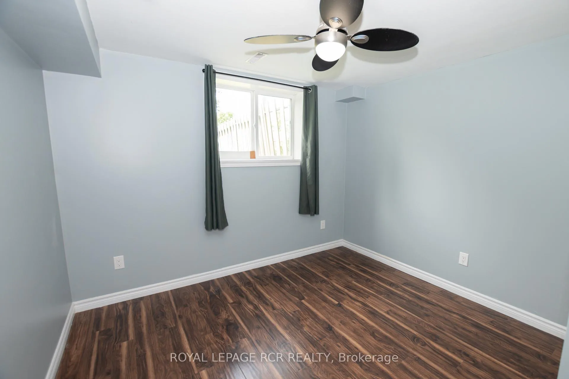 Photo 11 of 66 Burbank Crescent, Orangeville — HOMEH