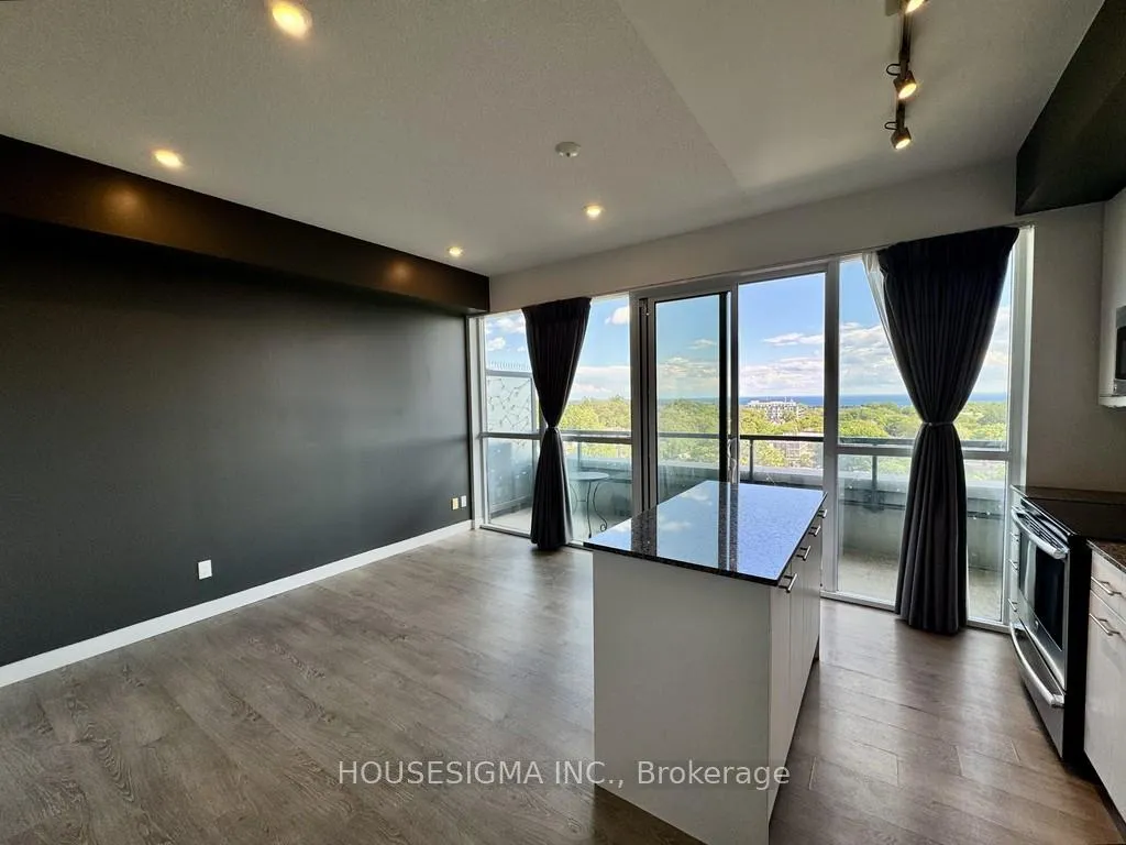 Photo 3 of Unit 811, 2055 Danforth Avenue, Toronto, Woodbine Corridor — HOMEH