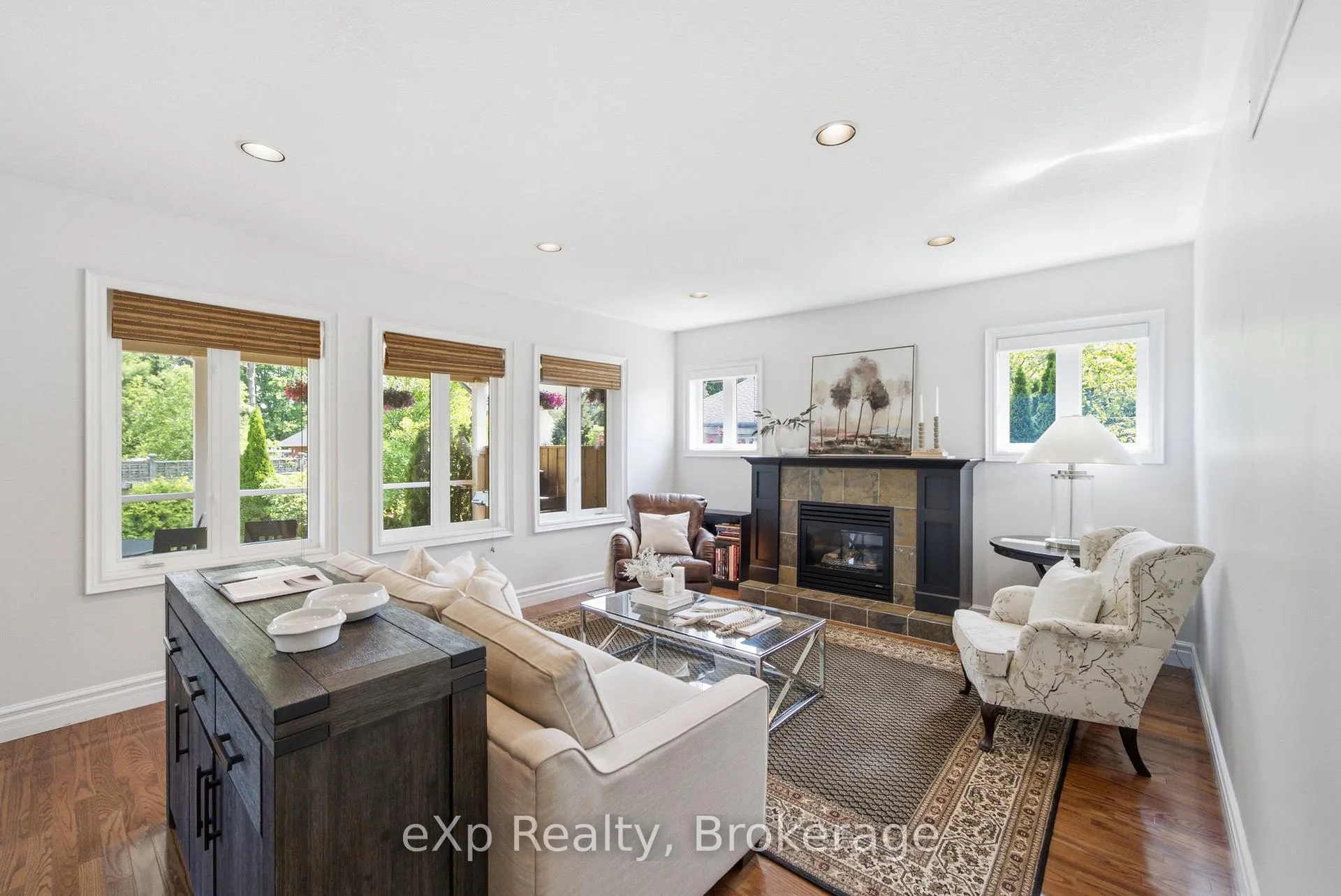 Photo 5 of 421 Foote Crescent, Cobourg — HOMEH