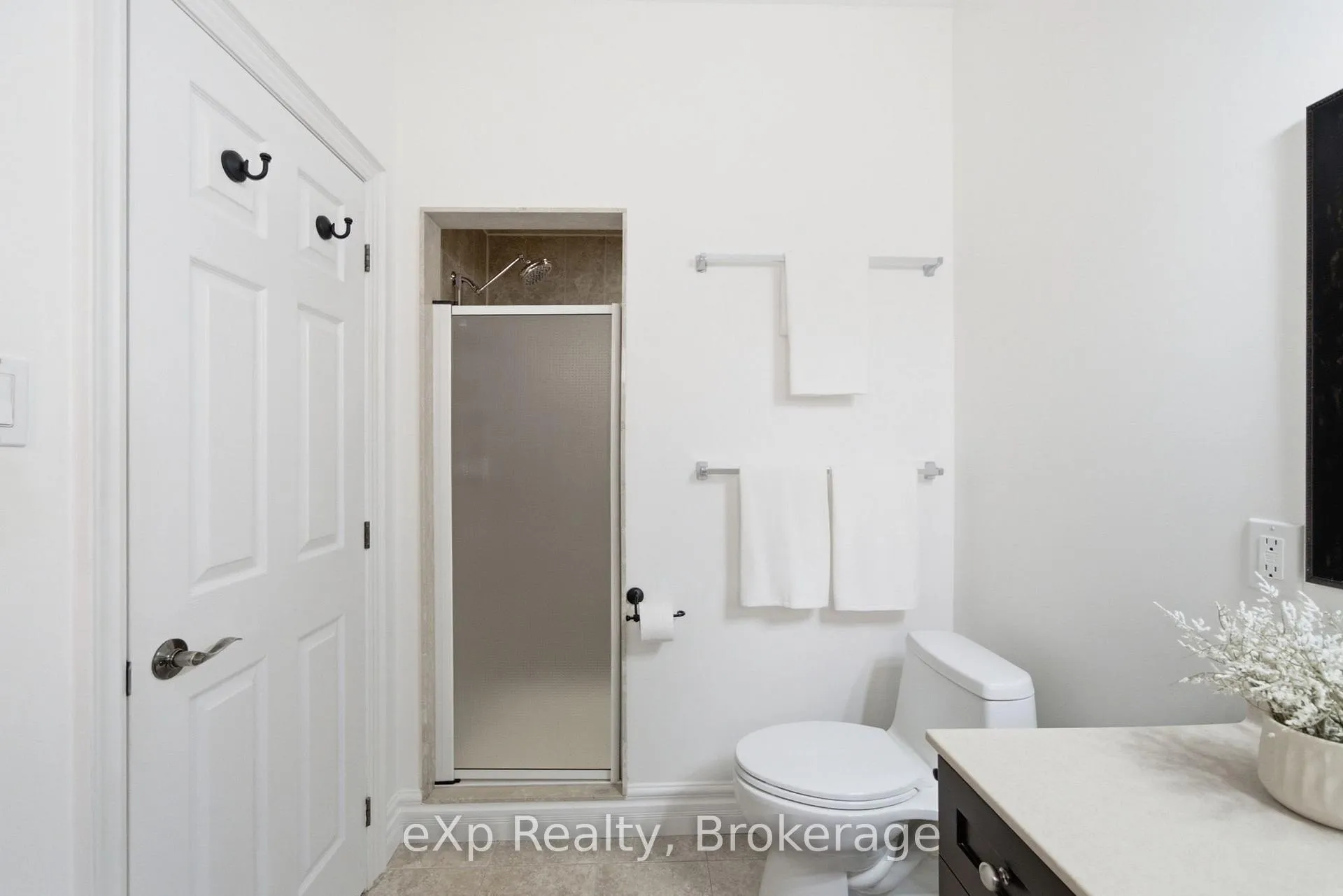 Photo 17 of 421 Foote Crescent, Cobourg — HOMEH