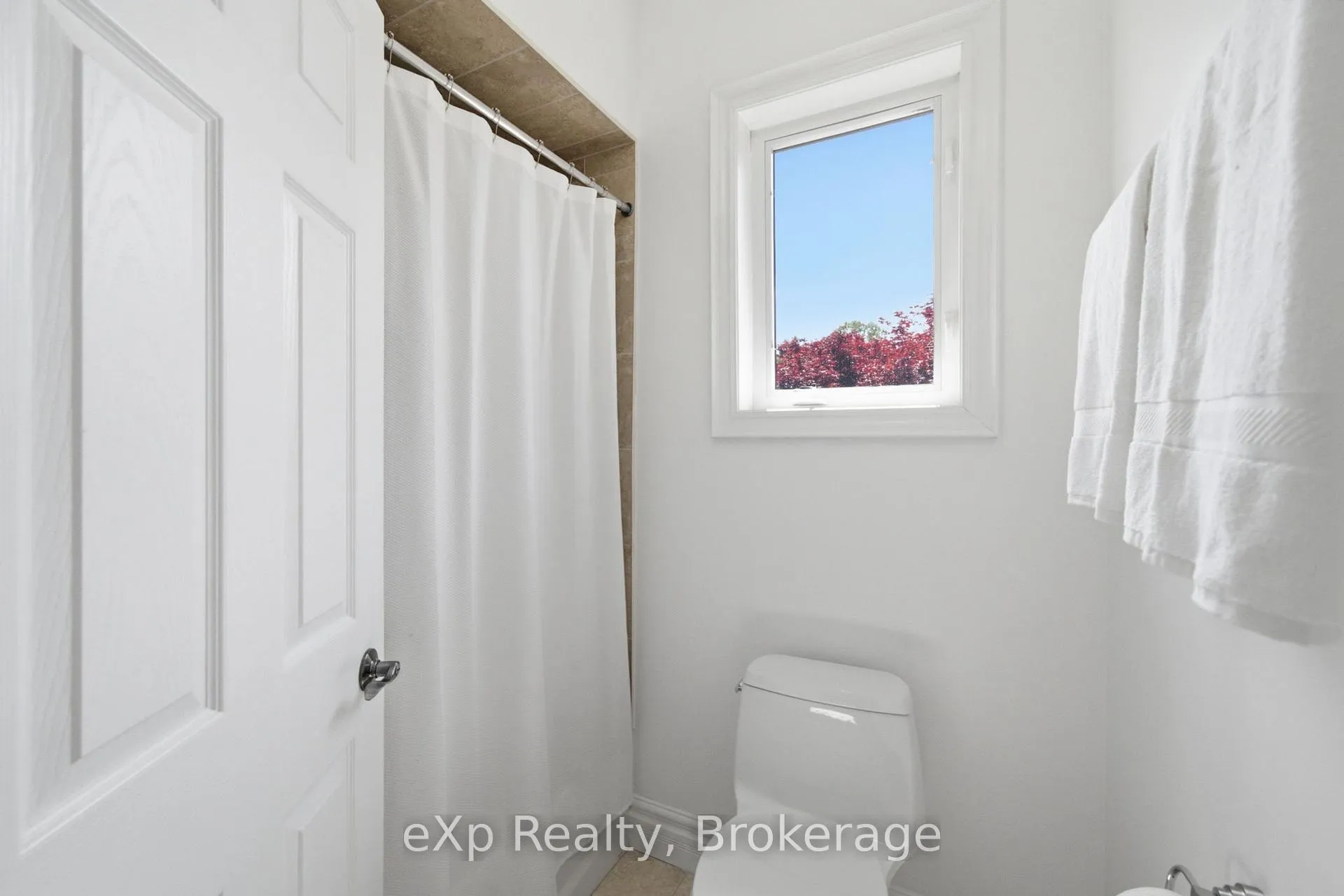 Photo 23 of 421 Foote Crescent, Cobourg — HOMEH