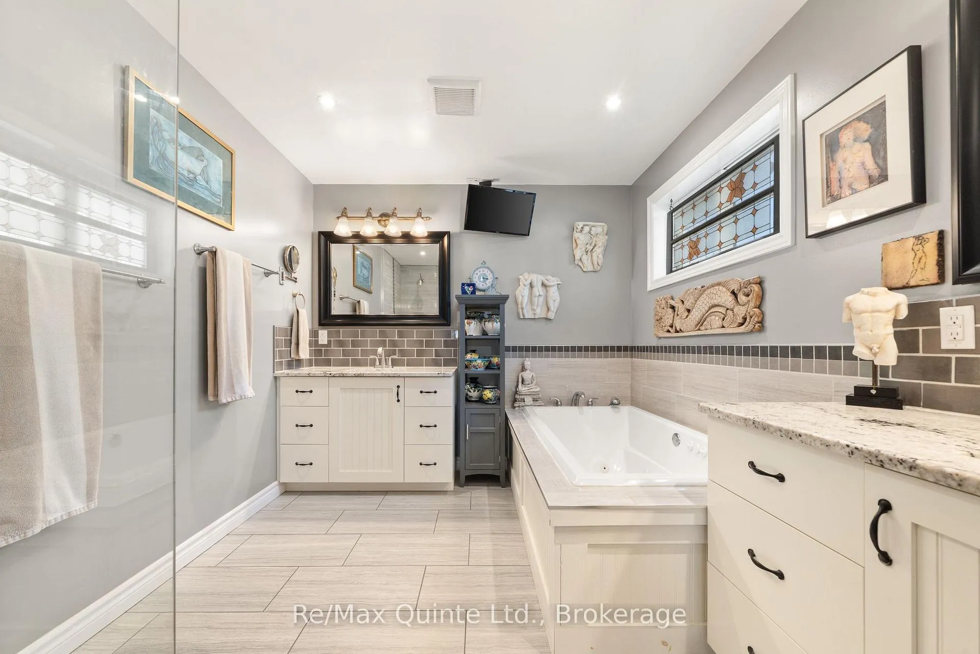 Photo 19 of 524 Island Road, Prince Edward County, Hallowell Ward — HOMEH