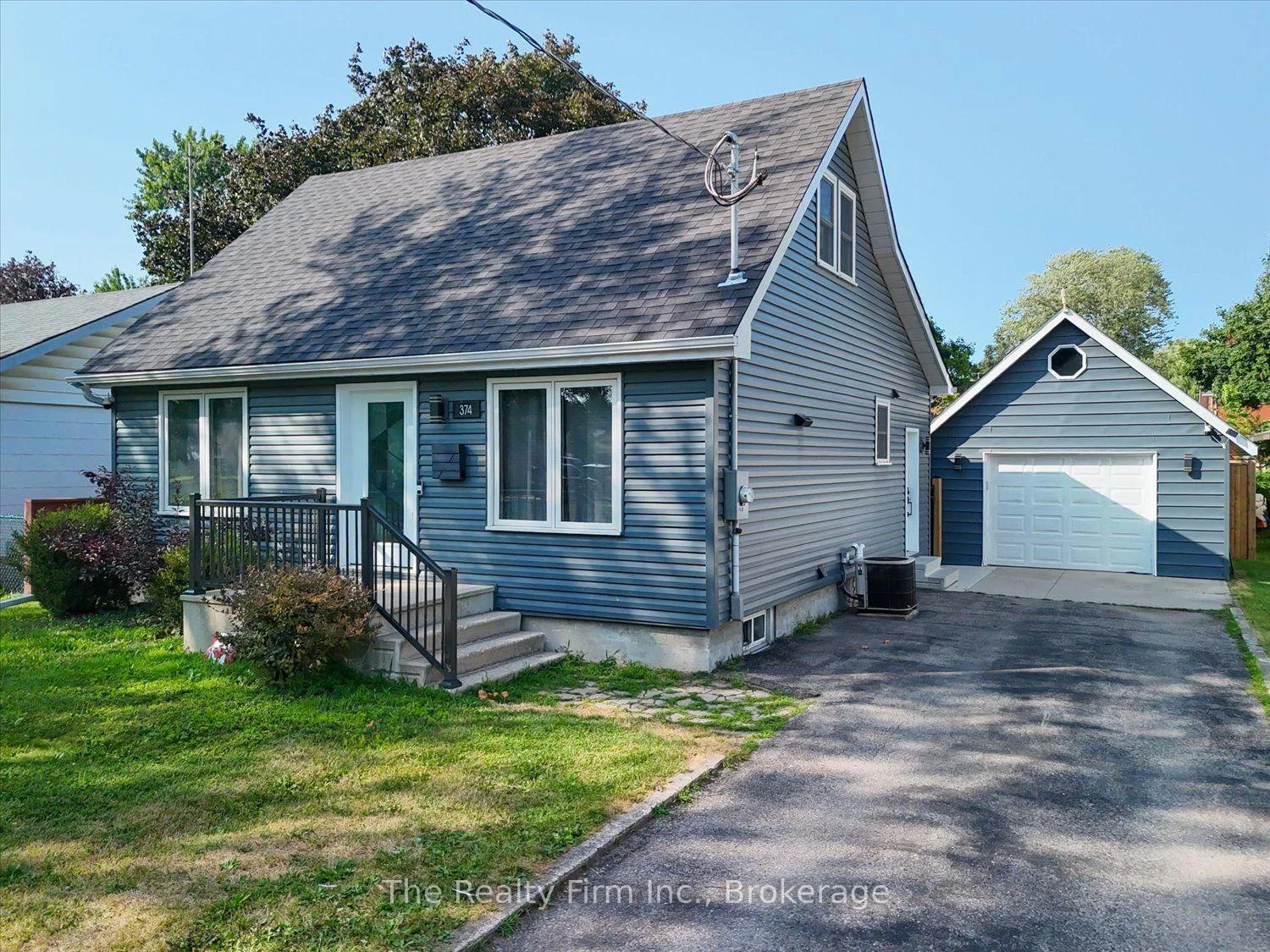 Front of 374 West Gore Street