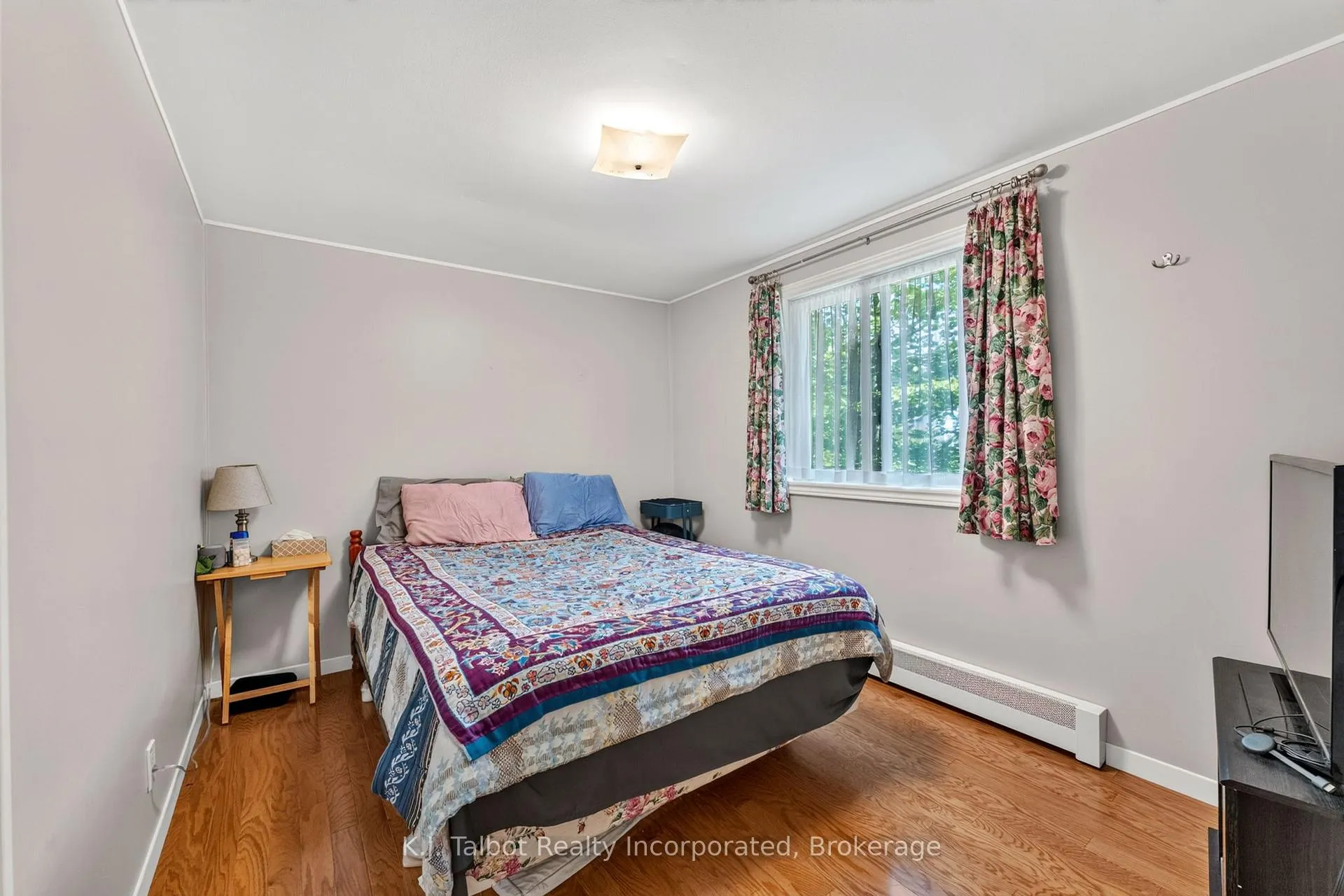 Photo 30 of 232 Picton Street W, Goderich, Goderich (Town) — HOMEH