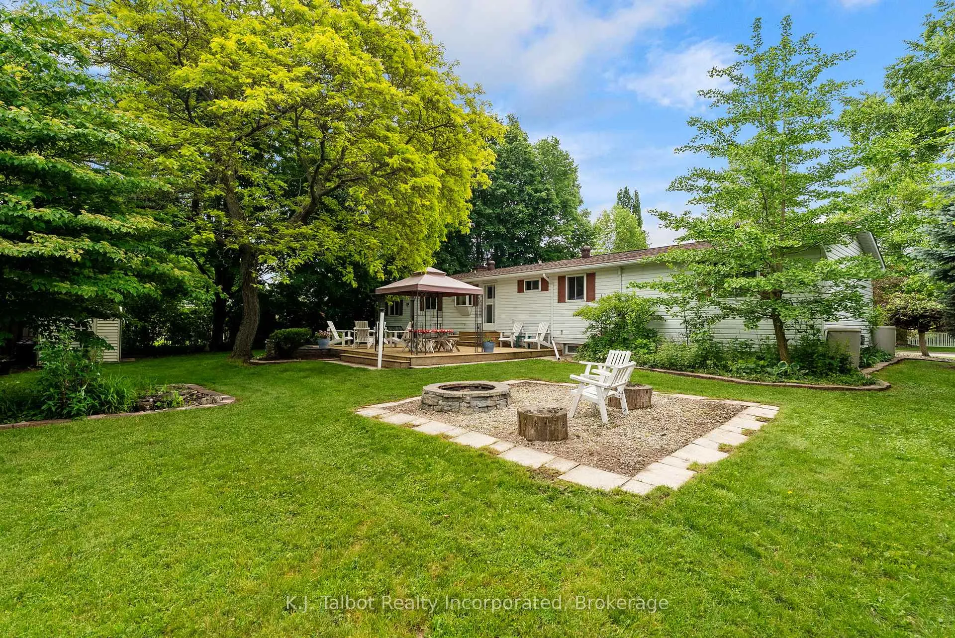 Photo 38 of 232 Picton Street W, Goderich, Goderich (Town) — HOMEH
