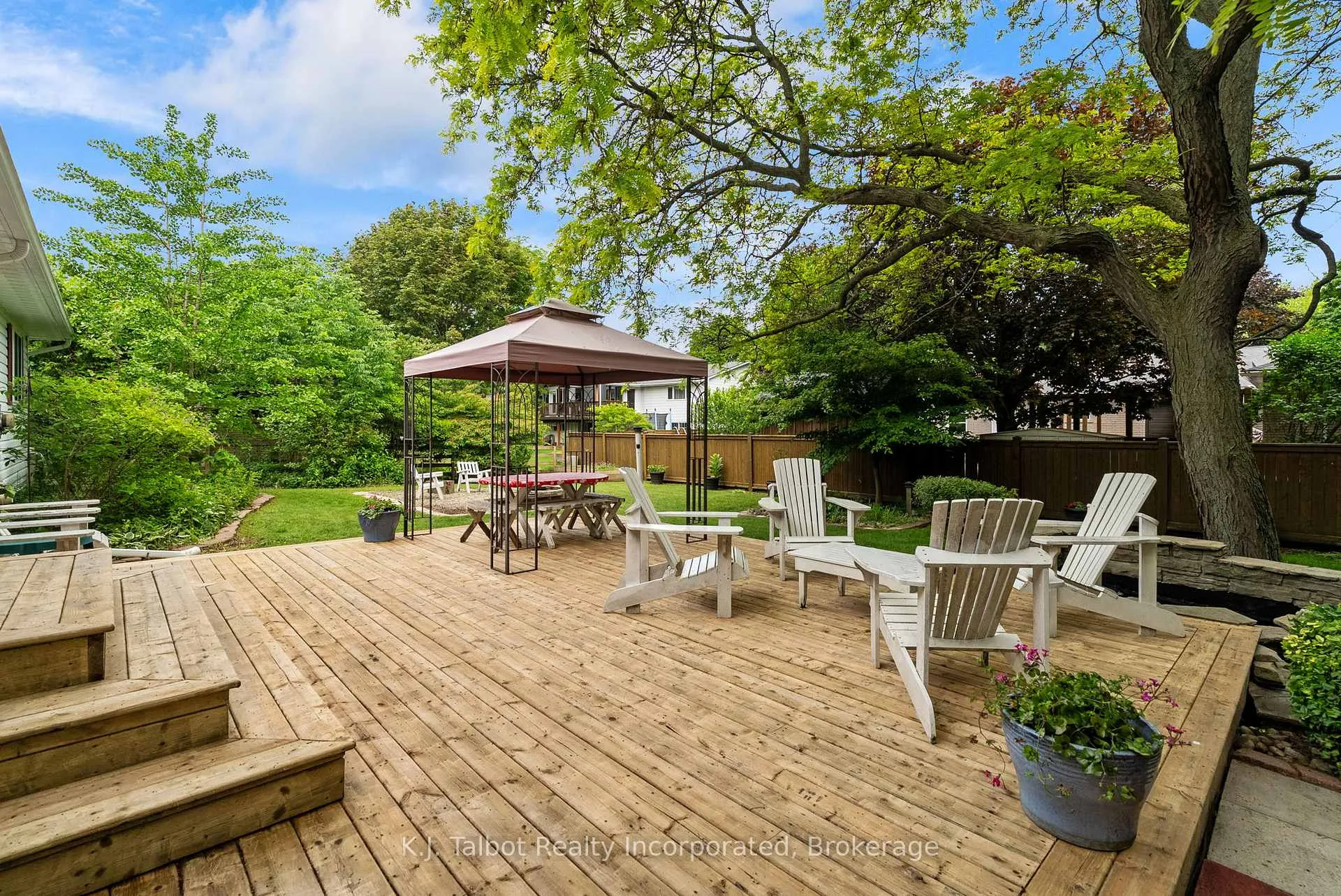 Photo 41 of 232 Picton Street W, Goderich, Goderich (Town) — HOMEH