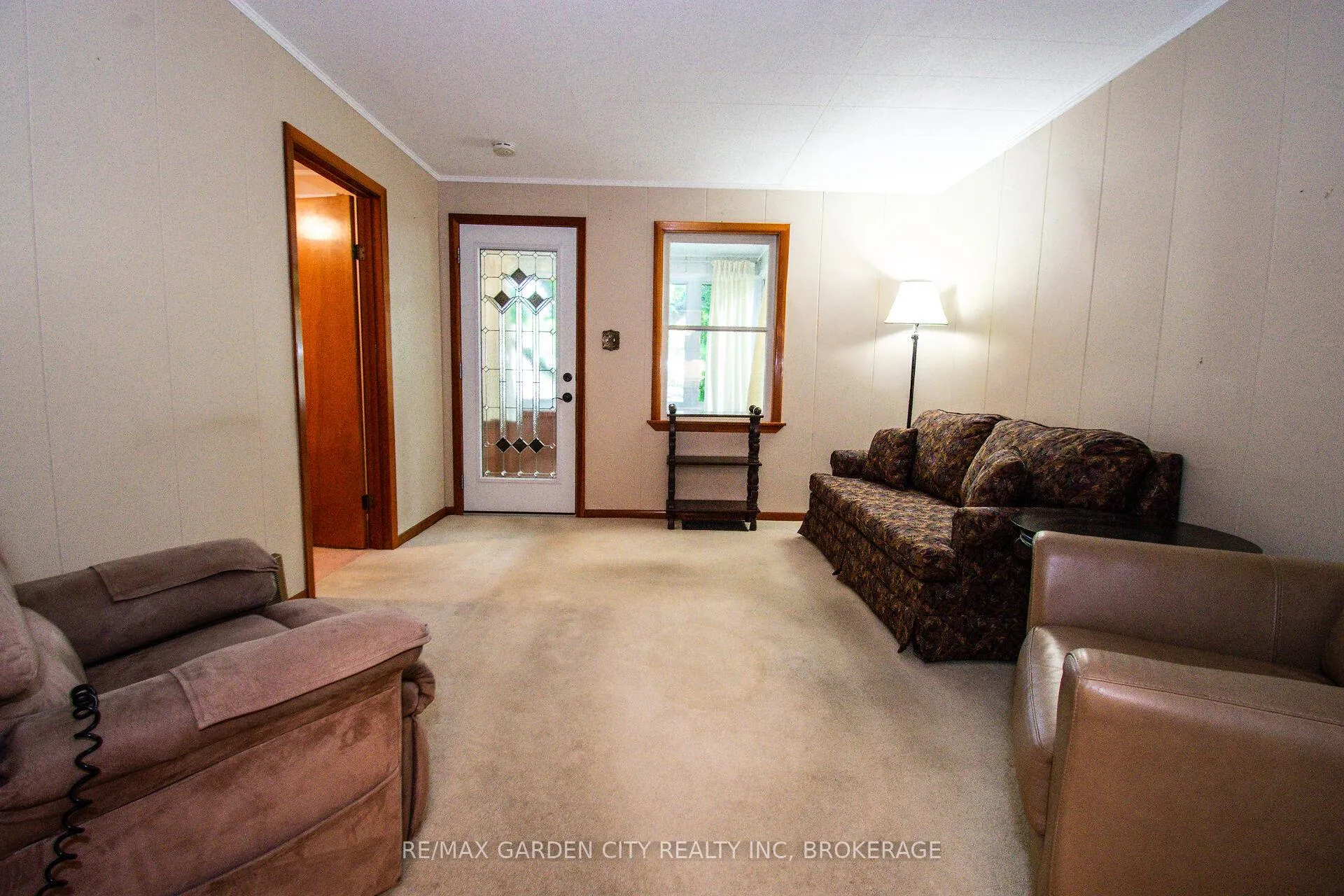 Photo 7 of 38 Mildred Avenue, St. Catharines, Haig — HOMEH