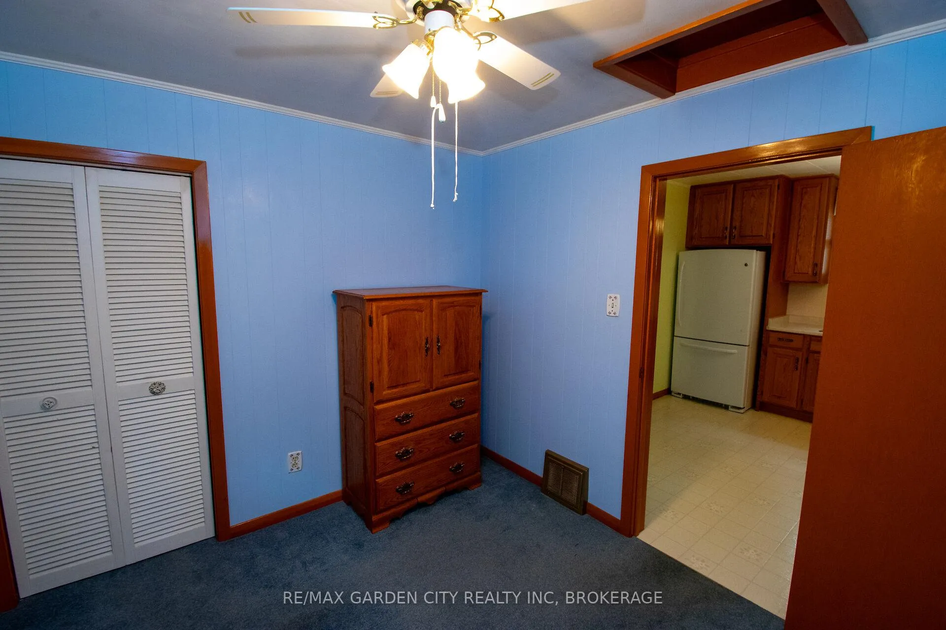 Photo 21 of 38 Mildred Avenue, St. Catharines, Haig — HOMEH
