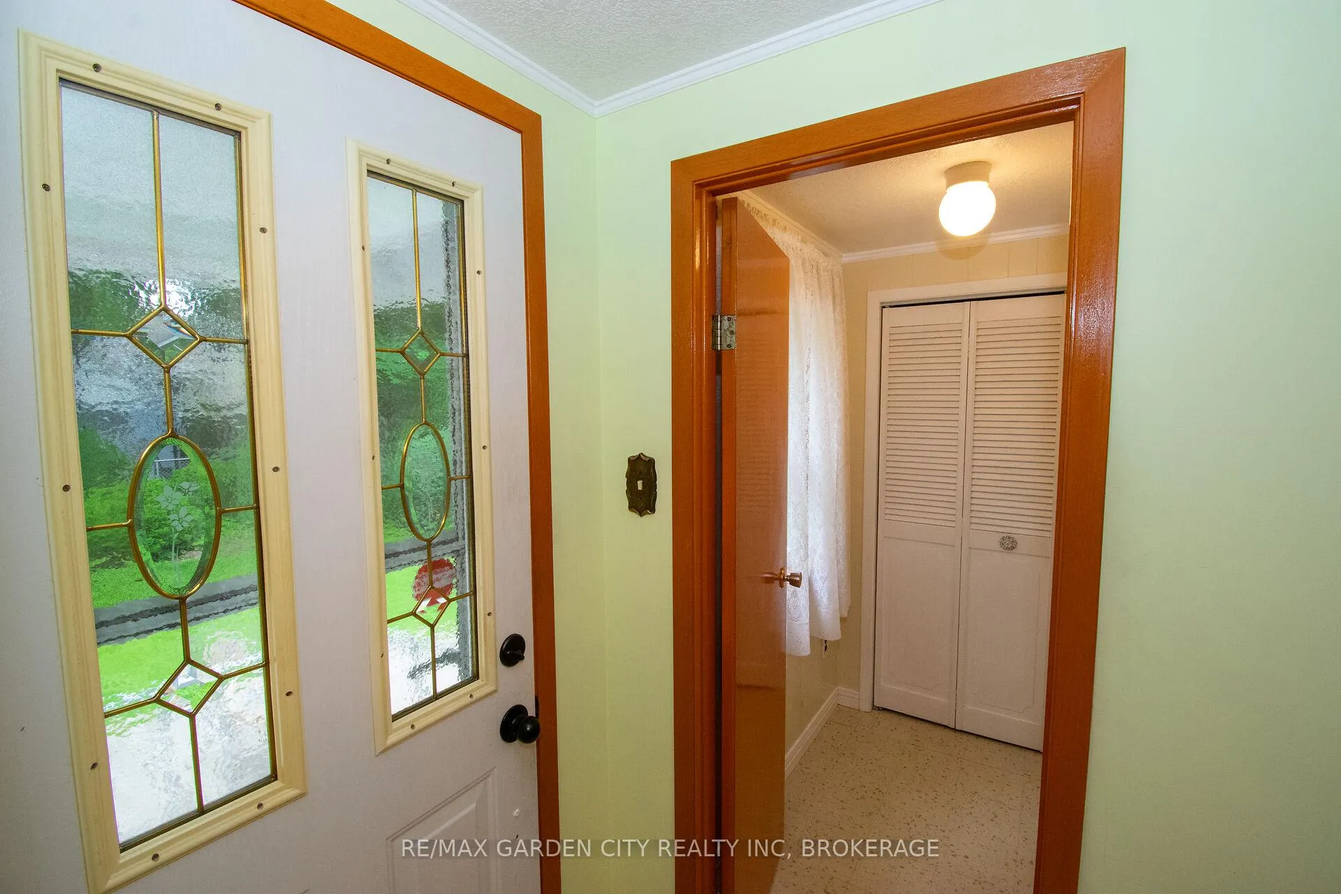 Photo 28 of 38 Mildred Avenue, St. Catharines, Haig — HOMEH
