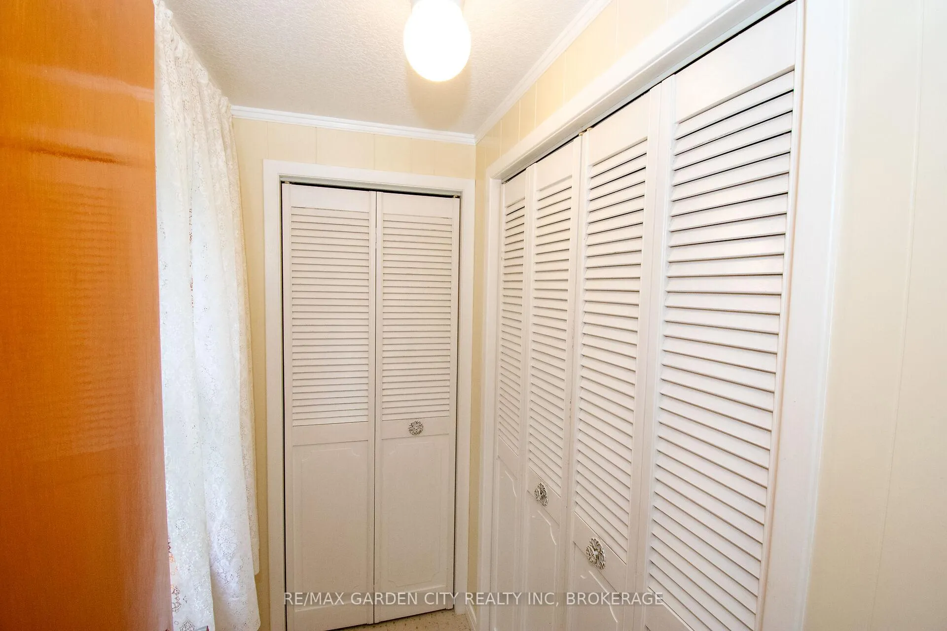 Photo 29 of 38 Mildred Avenue, St. Catharines, Haig — HOMEH