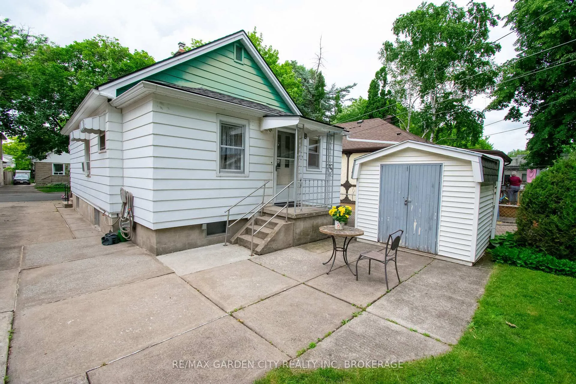 Photo 42 of 38 Mildred Avenue, St. Catharines, Haig — HOMEH