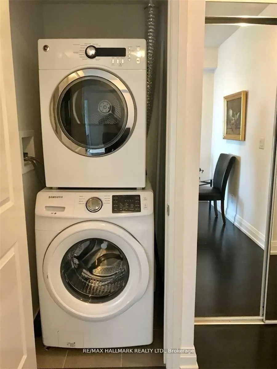 Photo 8 of Unit 2432, 7161 Yonge Street N, Markham, Grandview — HOMEH