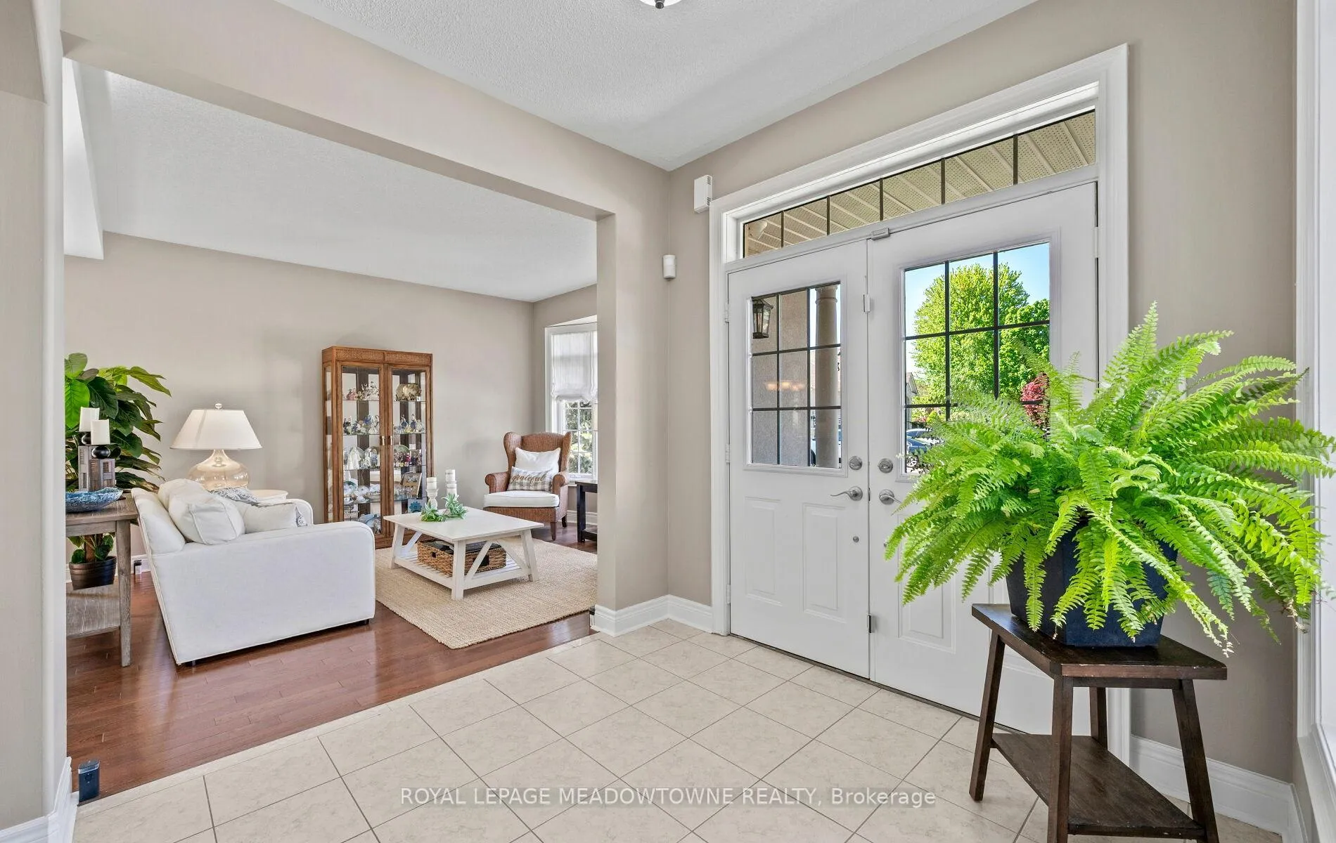 Photo 6 of 21 Tristan Court, Brampton, Bram West — HOMEH