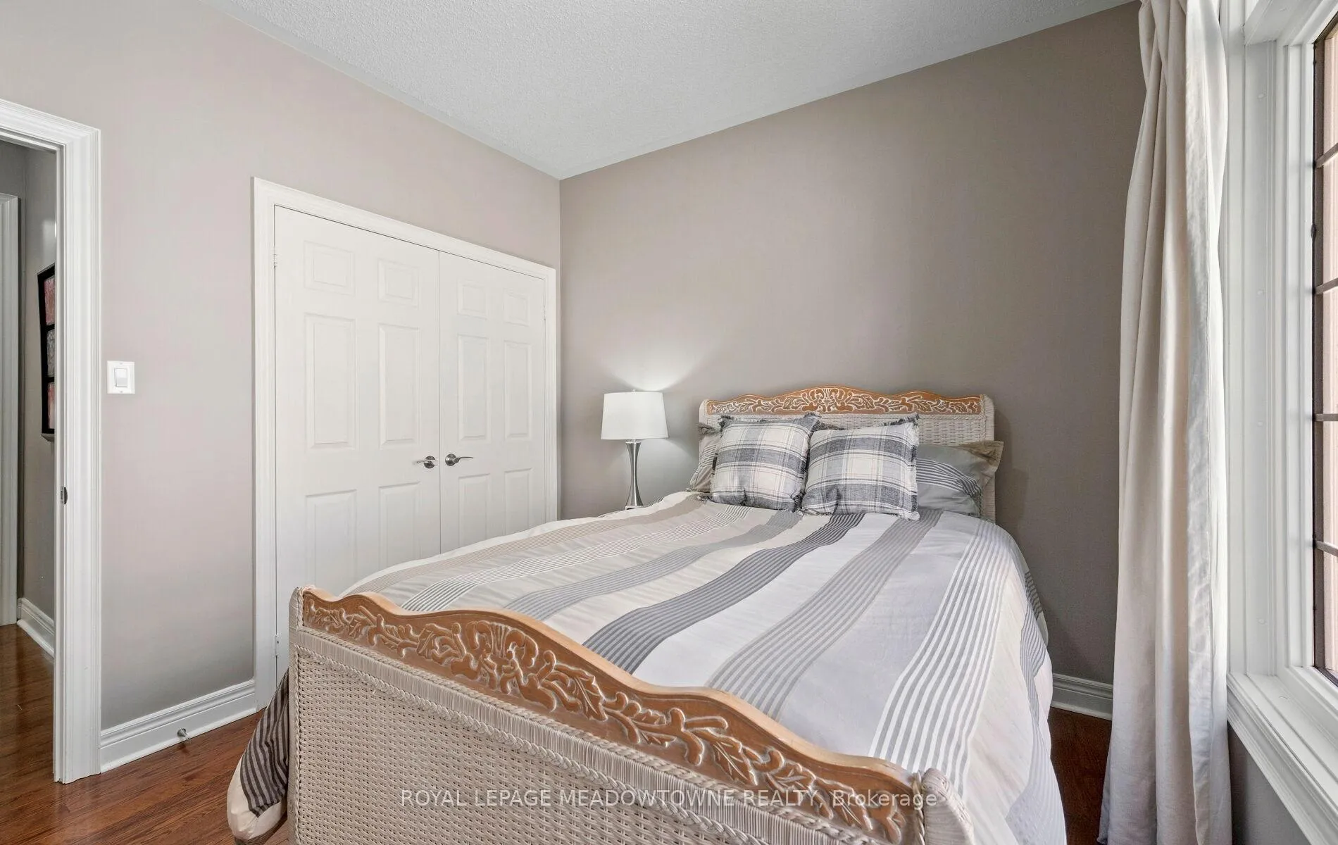 Photo 24 of 21 Tristan Court, Brampton, Bram West — HOMEH