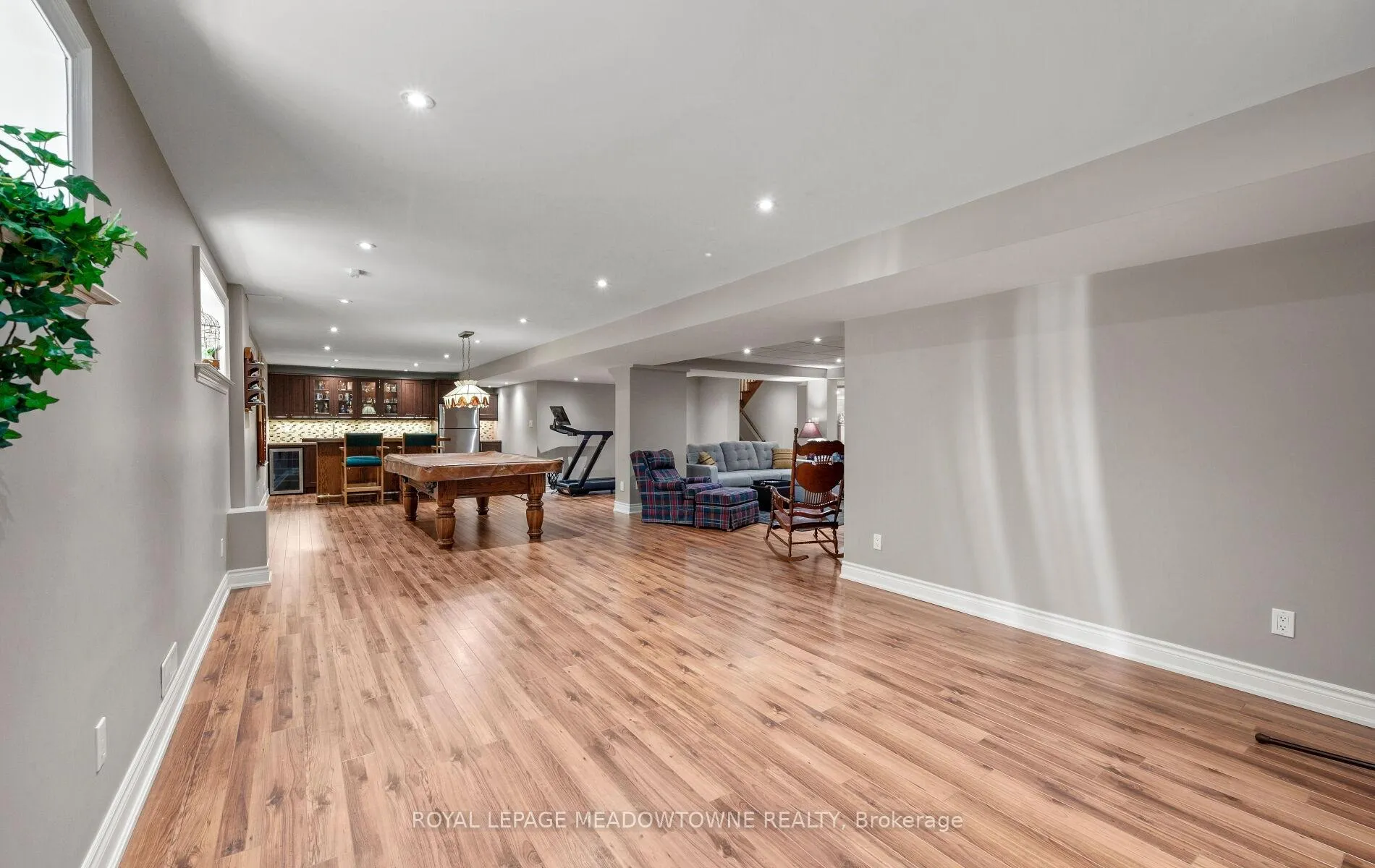 Photo 30 of 21 Tristan Court, Brampton, Bram West — HOMEH